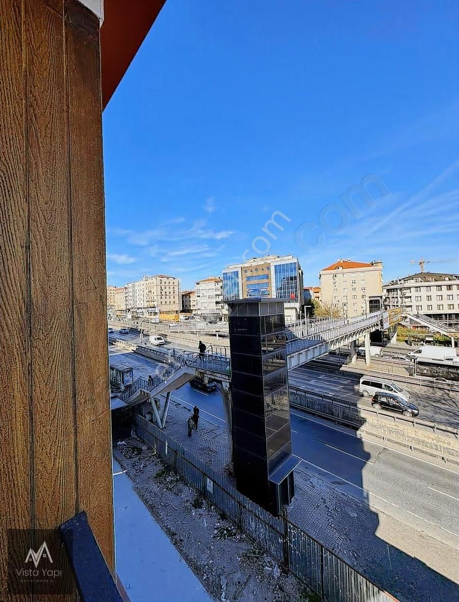 Vista Yapı'dan E-5 Üzerinde Metrobüsün Yanında Satılık Arakat - Görsel 23