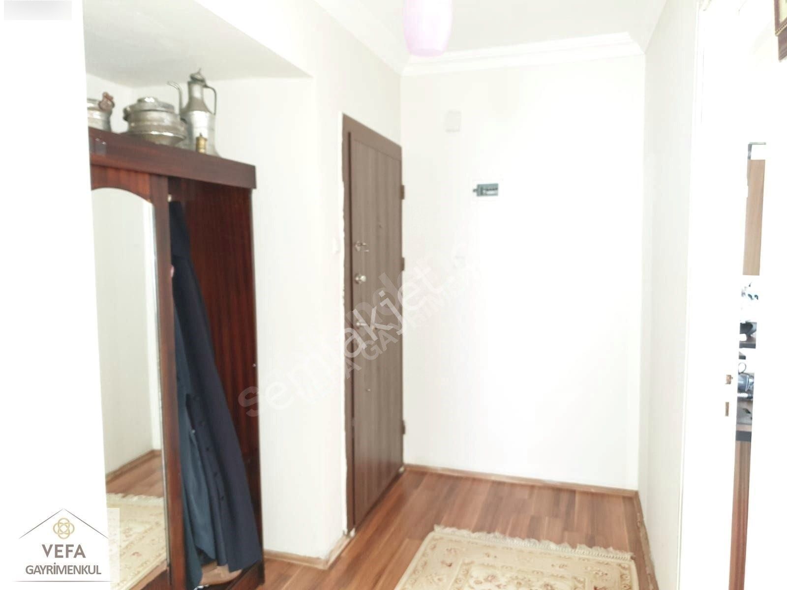 Marmaris Kemeraltı Pazar Yerinde, Otoparklı Binada, Eşyalı Daire - Görsel 9