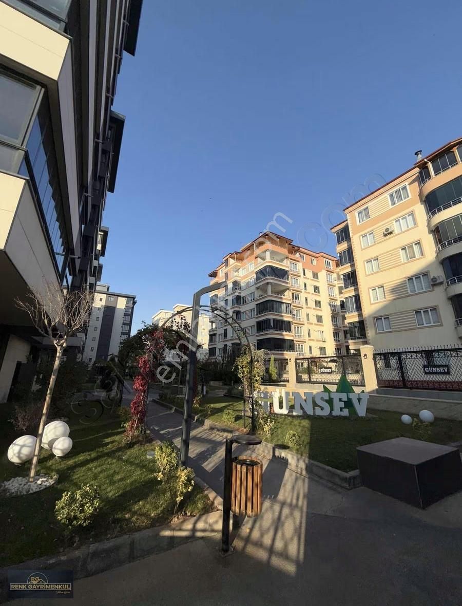 Renkten İbnisina Günsevde 2.5+1 Satlık Daire