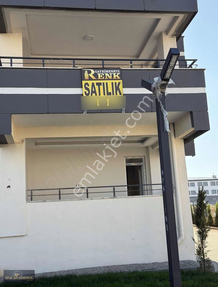 Renk Ten Kahveli Pınarda 2.5+1 Satılık Akıllı Sitem Son 7 Daire - Görsel 20