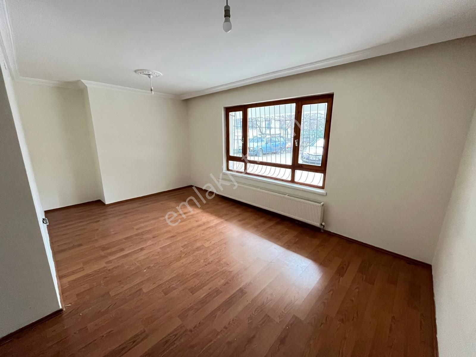 Karapürçek C.tesi Pazar Yakını 3+1 110m2 Kot Daire Kombi Petek Balkon Var - Görsel 16