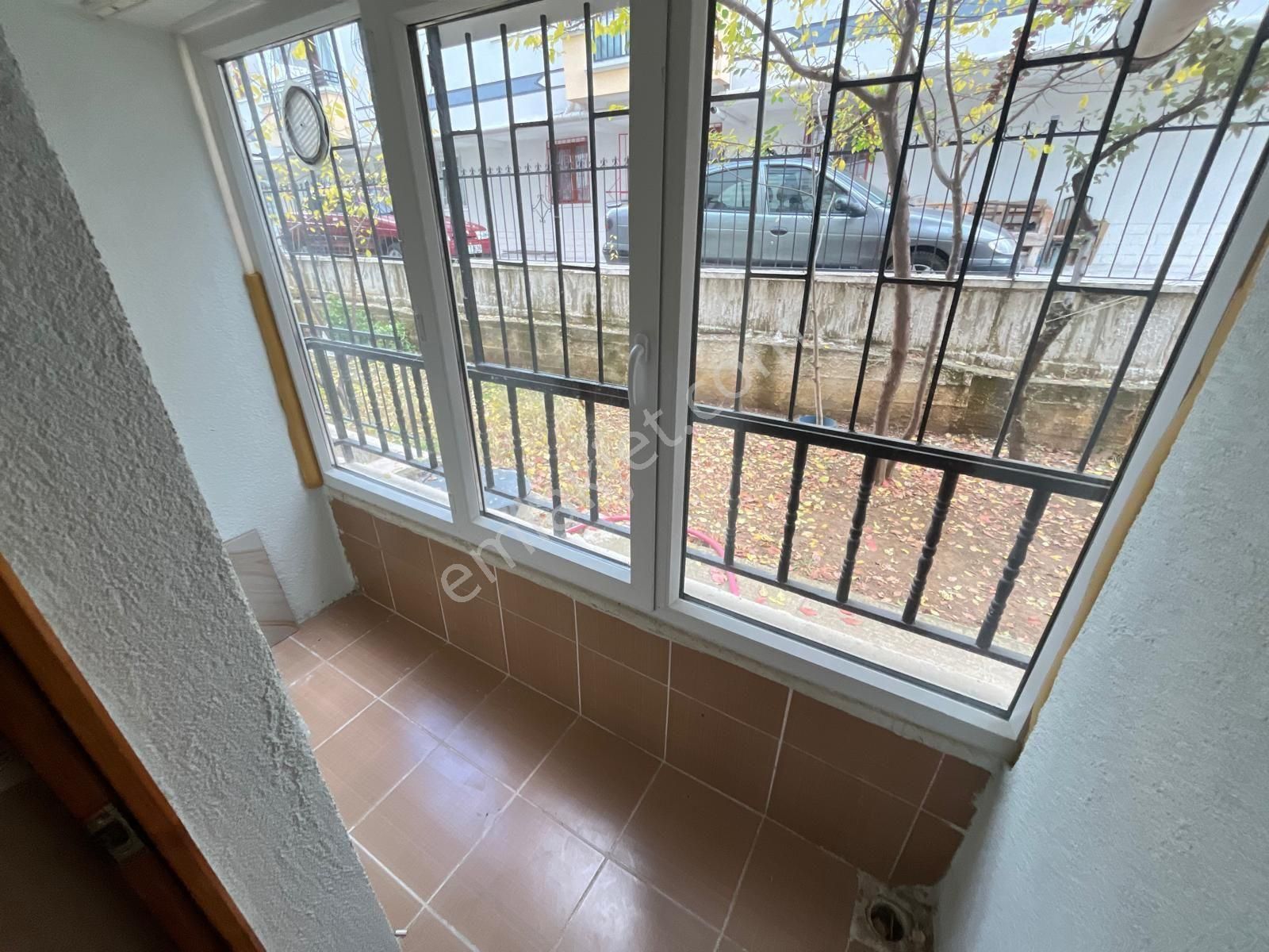 Karapürçek C.tesi Pazar Yakını 3+1 110m2 Kot Daire Kombi Petek Balkon Var - Görsel 35