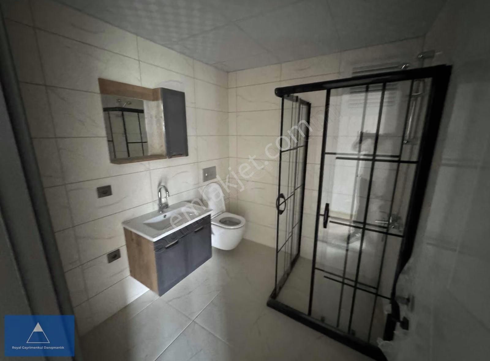 Körfezde Doğa Manzaralı Büyük Balkonlu Ferah 1+1 Dairefavorileri - Görsel 2