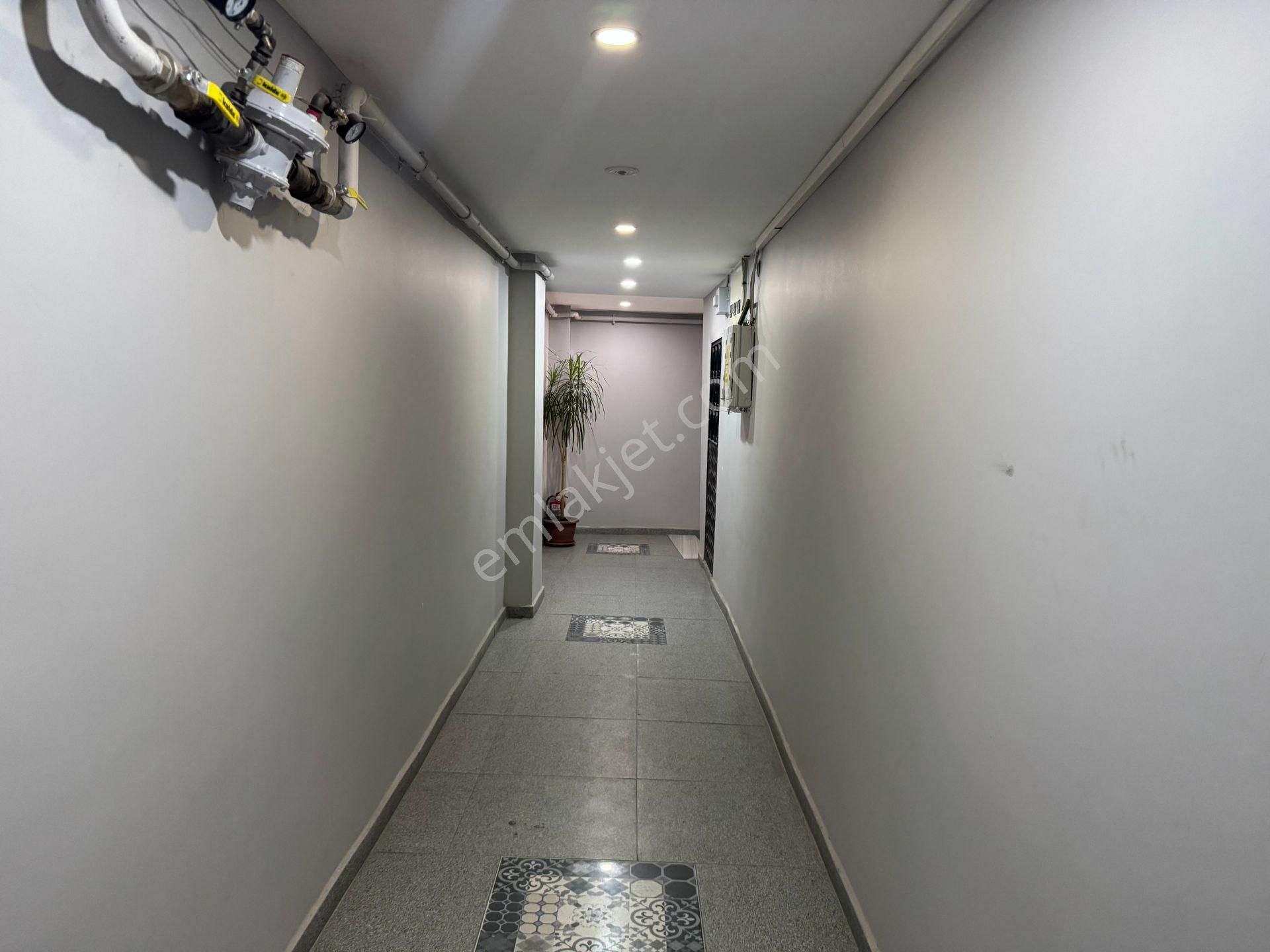 Taşdelen Merkezde Kiralık Ofis Katları 3+1-1+0 - Görsel 30