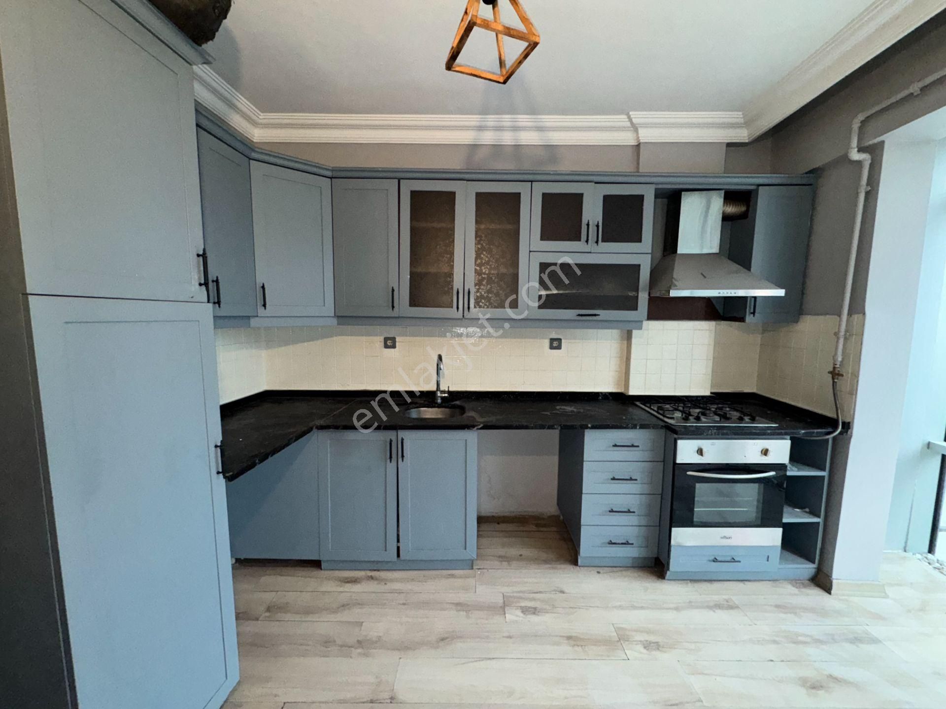 Taşdelen Merkezde Kiralık Ofis Katları 3+1-1+0 - Görsel 17