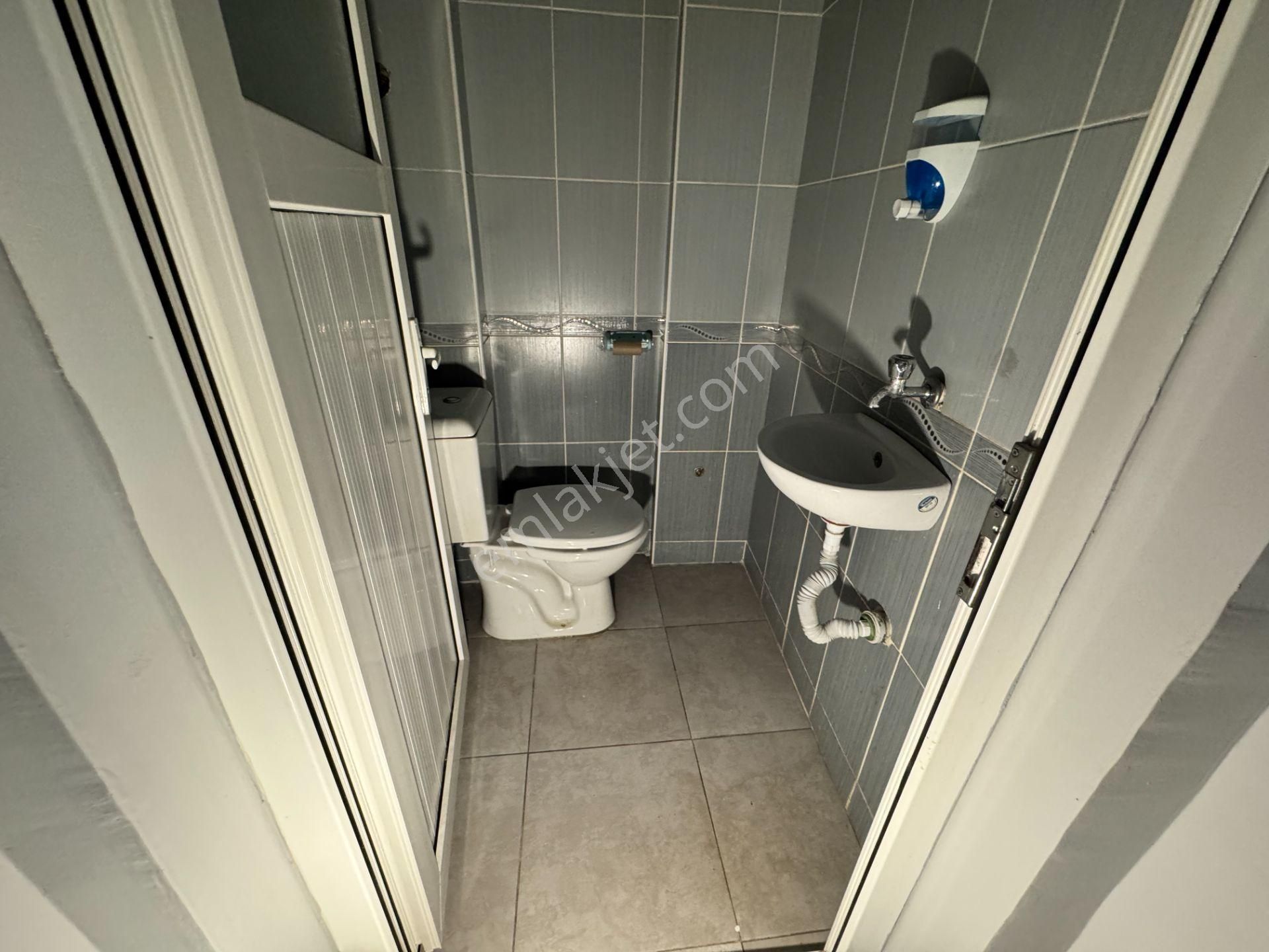 Taşdelen Merkezde Kiralık Ofis Katları 3+1-1+0 - Görsel 20