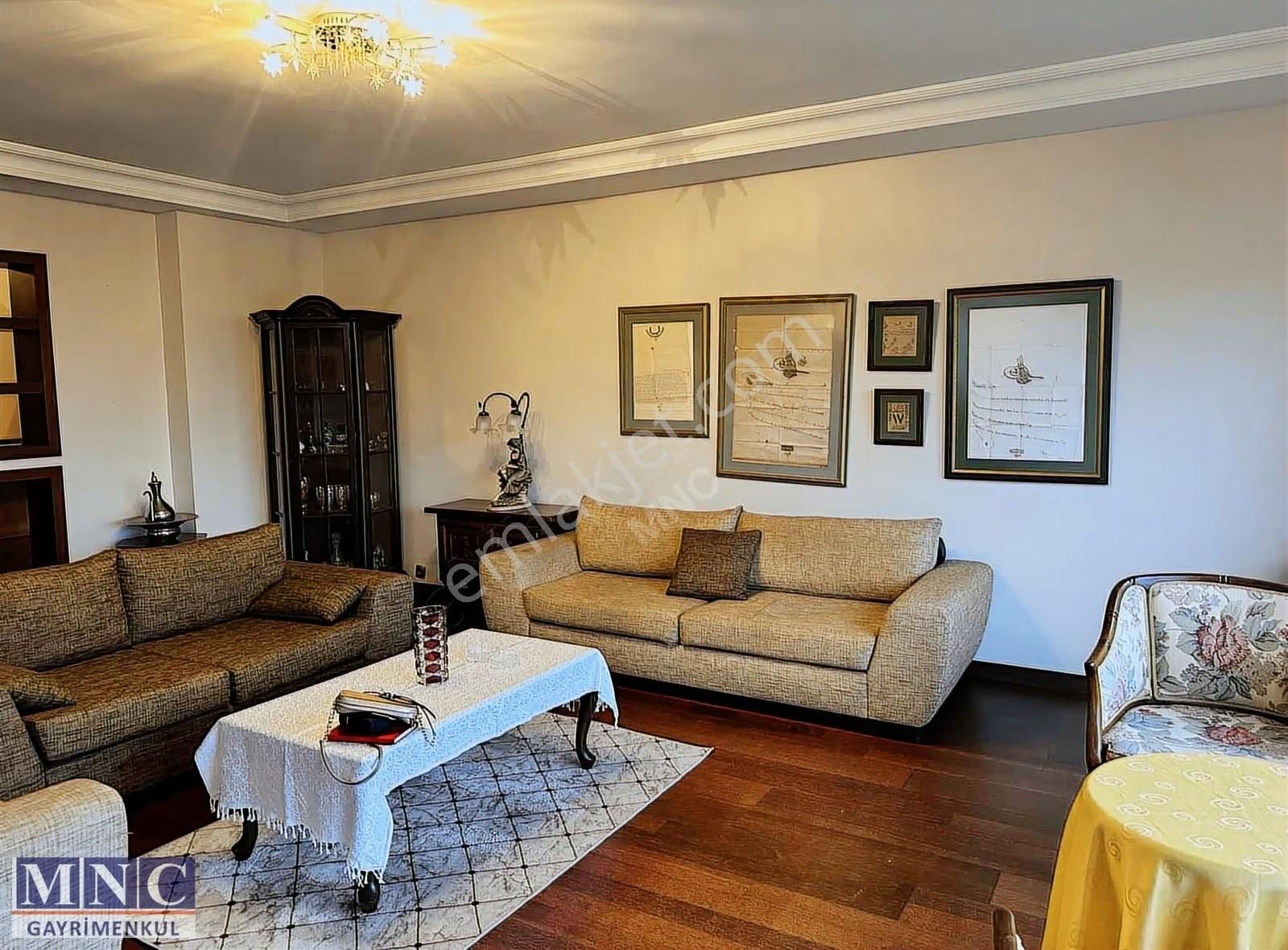 Beykoz Erguvan Evlerinde Eşyalı Boğaz Manzaralı Dubleks Daire - Görsel 16