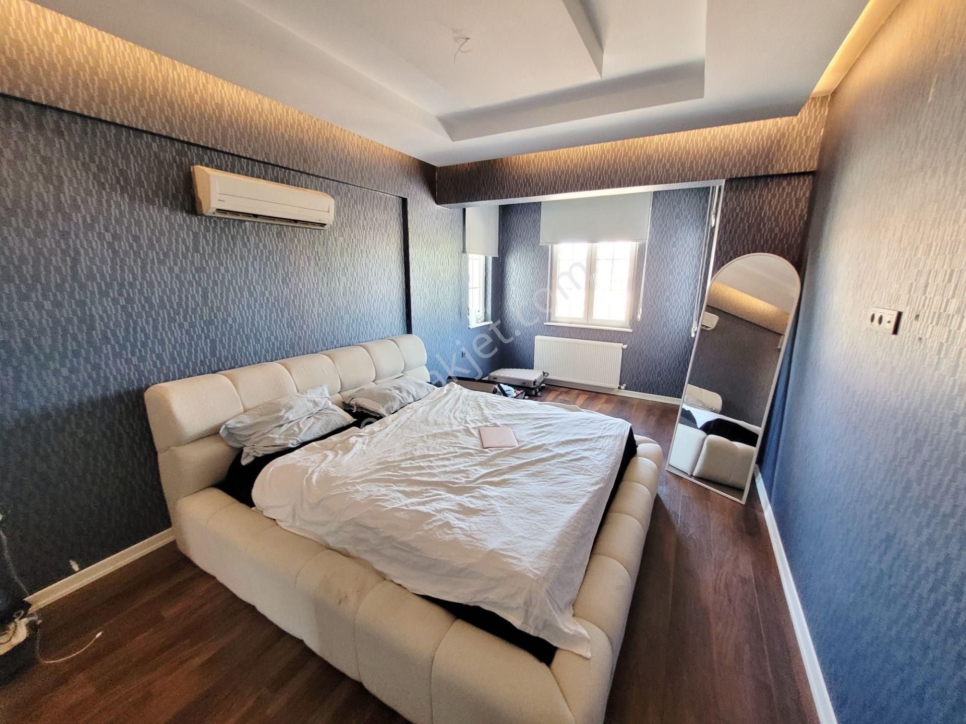 Lara Güzelobada Havuzlu 4+1 Lüx Mobilyalı Triplex Villa - Görsel 25