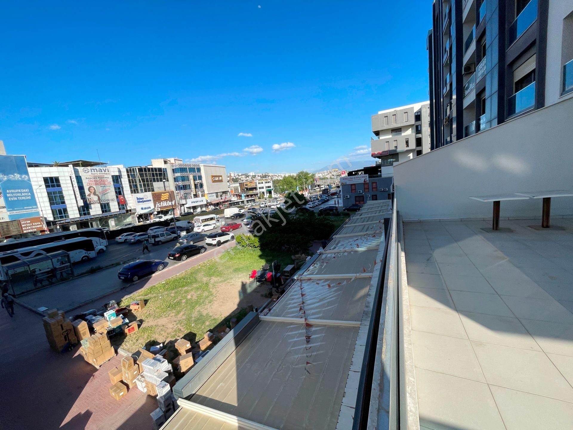 Anadolu Cad Üstü Teraslı Kapalı Mutfaklı 2+1 Kiralık Daire Ofis