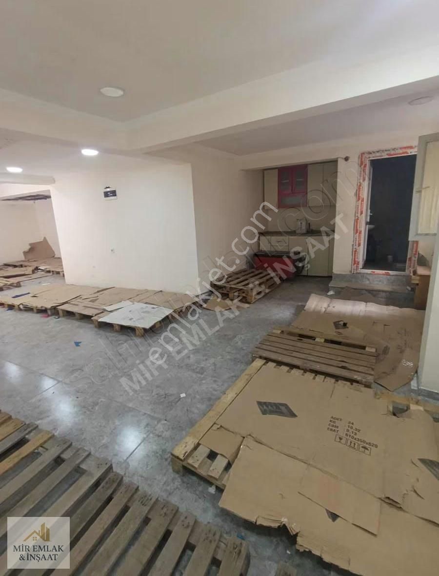 Mir Emlak & İnşaattan Satılık Caddeye Yakın Etrafı Açık Dükkan - Görsel 9