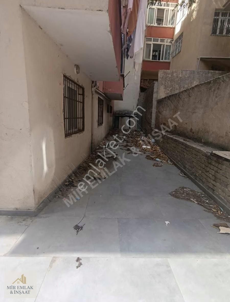 Mir Emlak & İnşaattan Satılık Caddeye Yakın Etrafı Açık Dükkan - Görsel 4