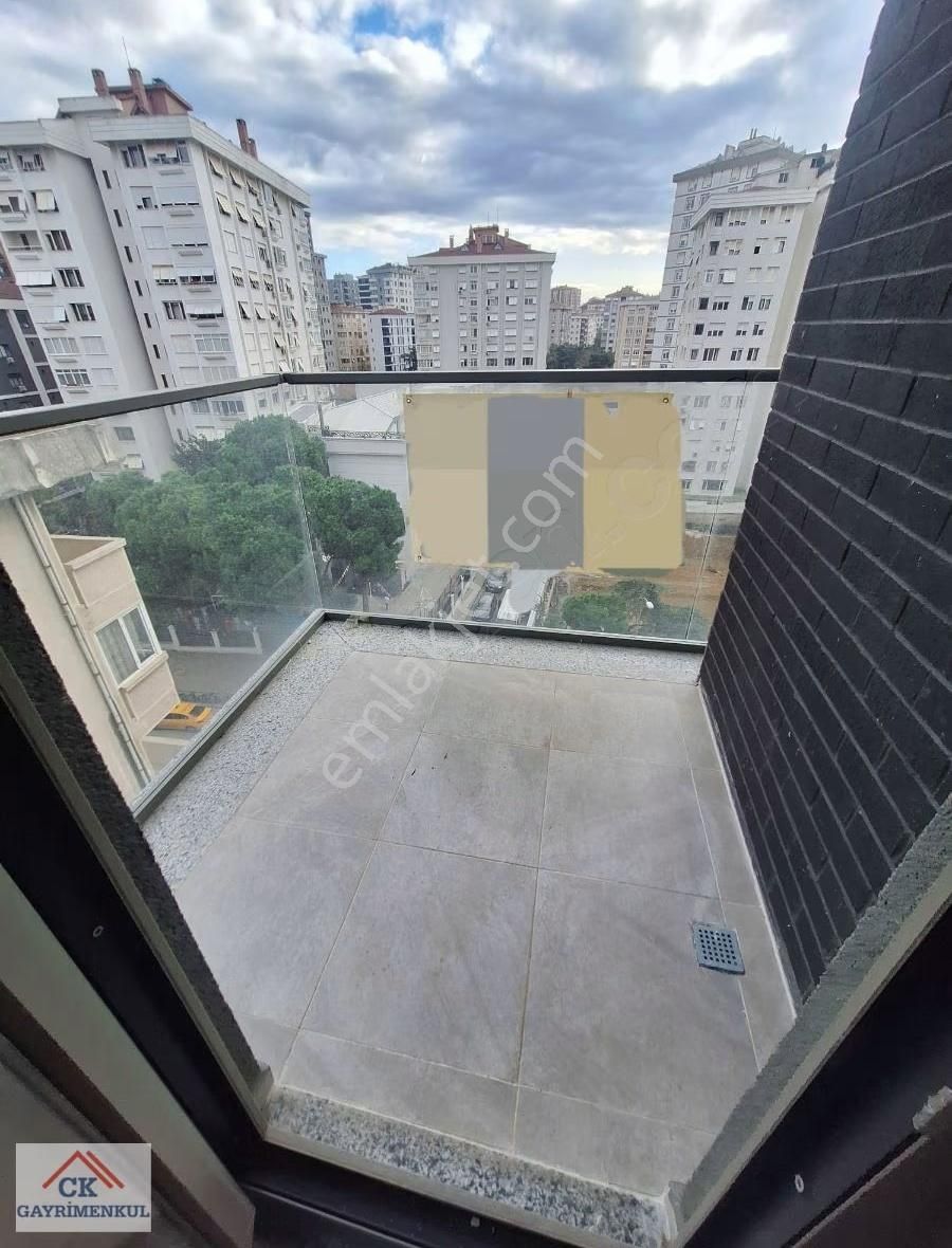 Ck'dan 2+1 70 M2 İnşaat Ve Bina İşçiliği Çok İyi Prestijli Bina - Görsel 4