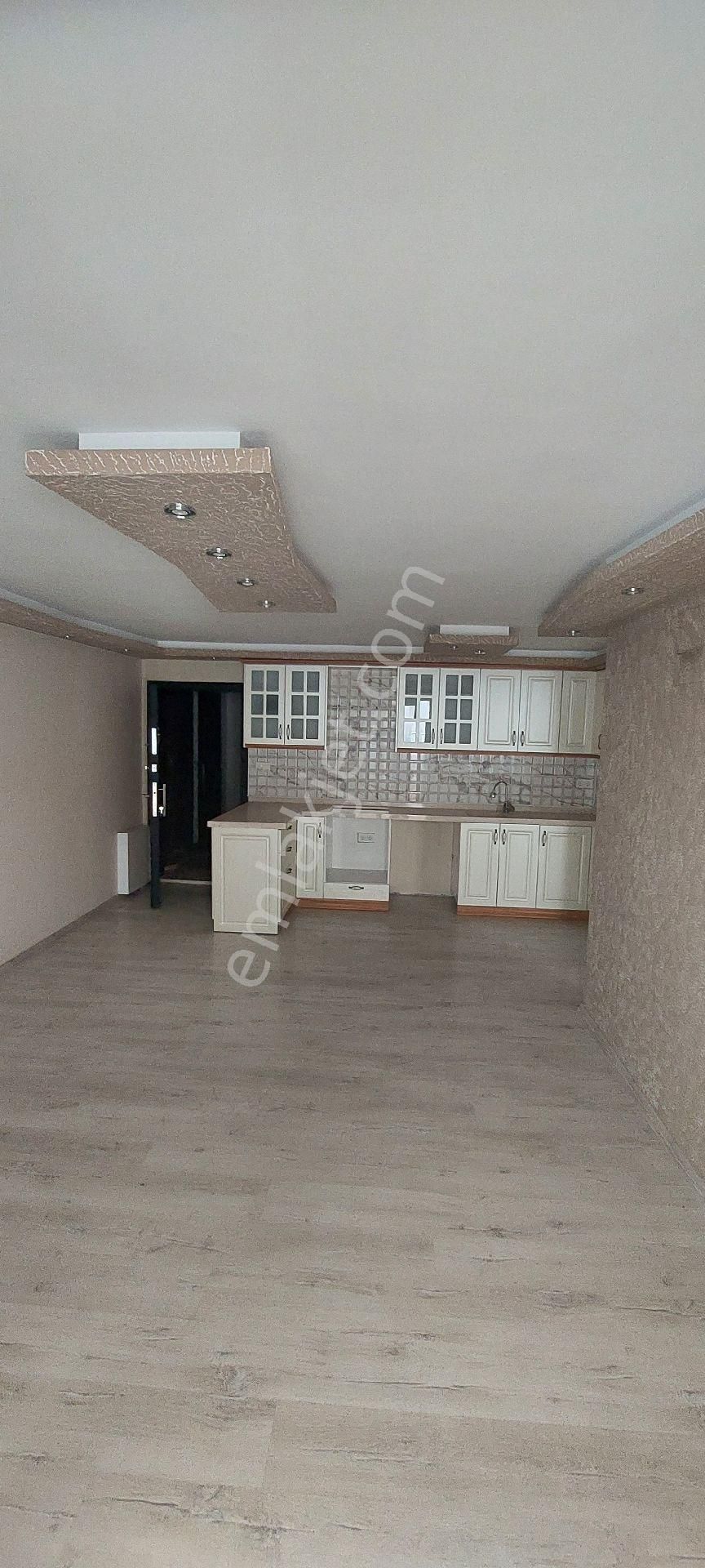 Dikili Salimbey Mahallesinde Merkezi Isıtmalı Merkezi Konumda Asansörlü 3+1 Dublex Satılık - Görsel 3