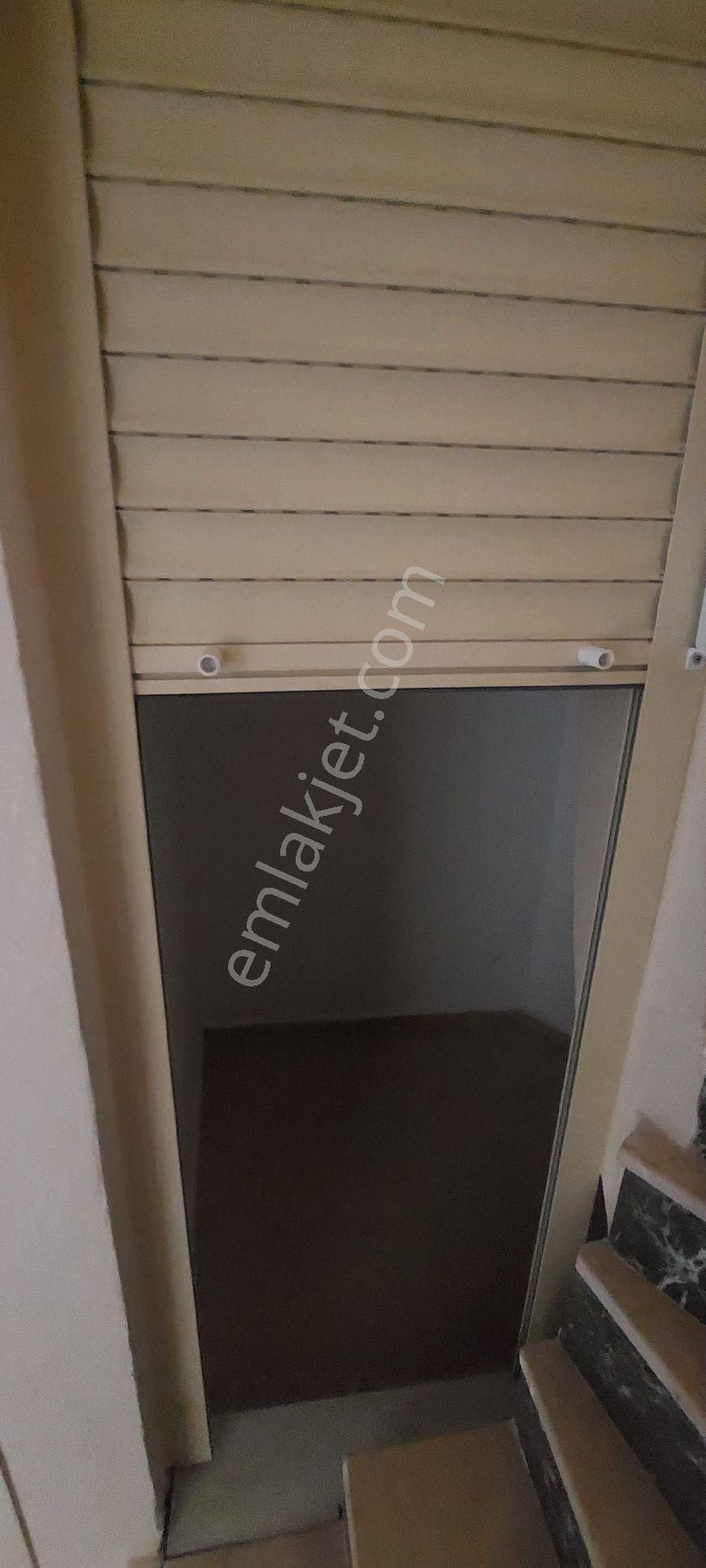 Dikili Salimbey Mahallesinde Merkezi Isıtmalı Merkezi Konumda Asansörlü 3+1 Dublex Satılık - Görsel 23