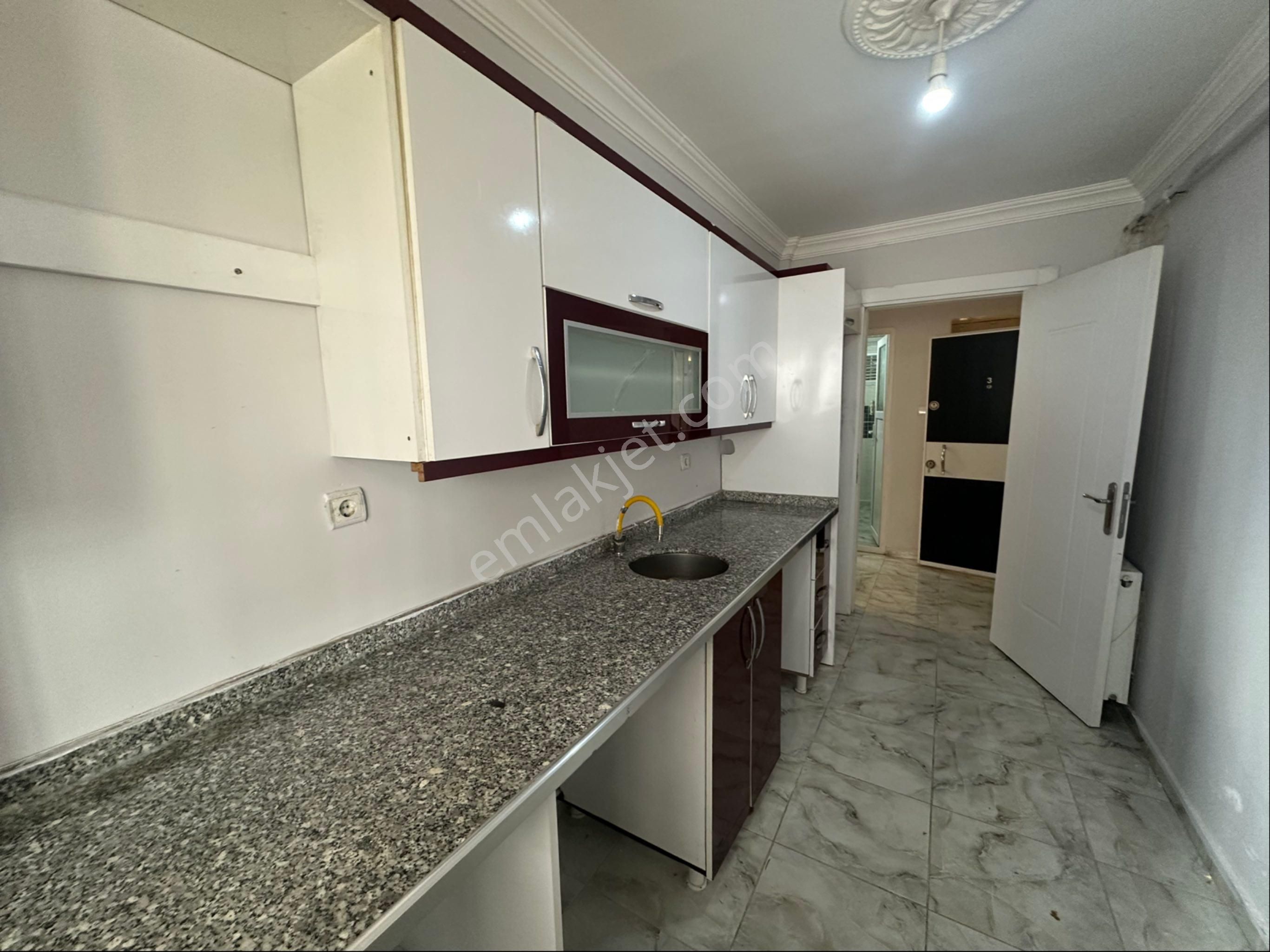 Seyrantepe Mahallesinde Kiralık 2+0 Temiz Daire - Görsel 13