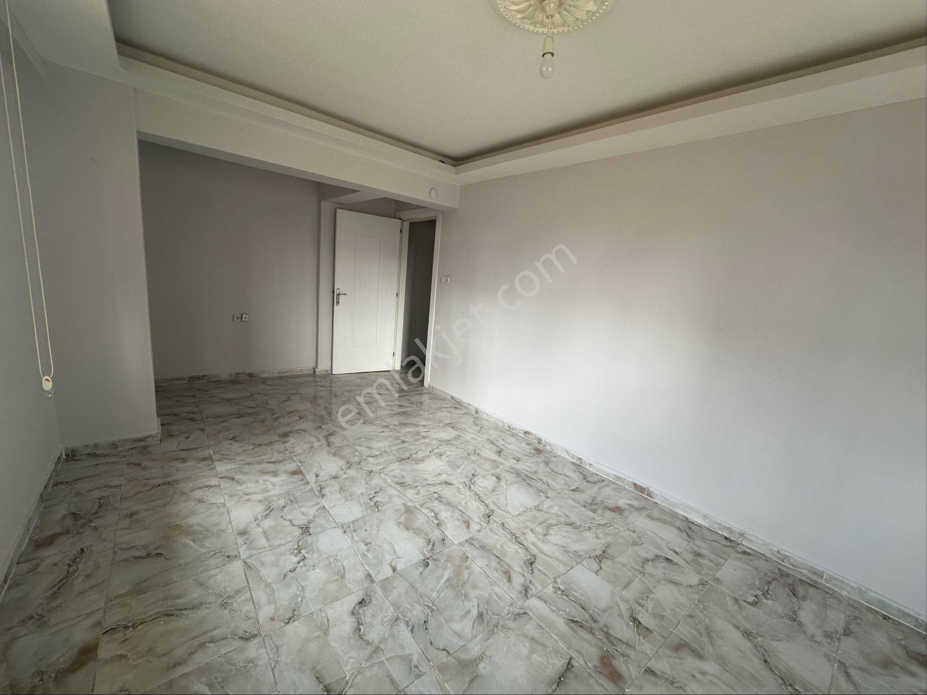 Seyrantepe Mahallesinde Kiralık 2+0 Temiz Daire - Görsel 4