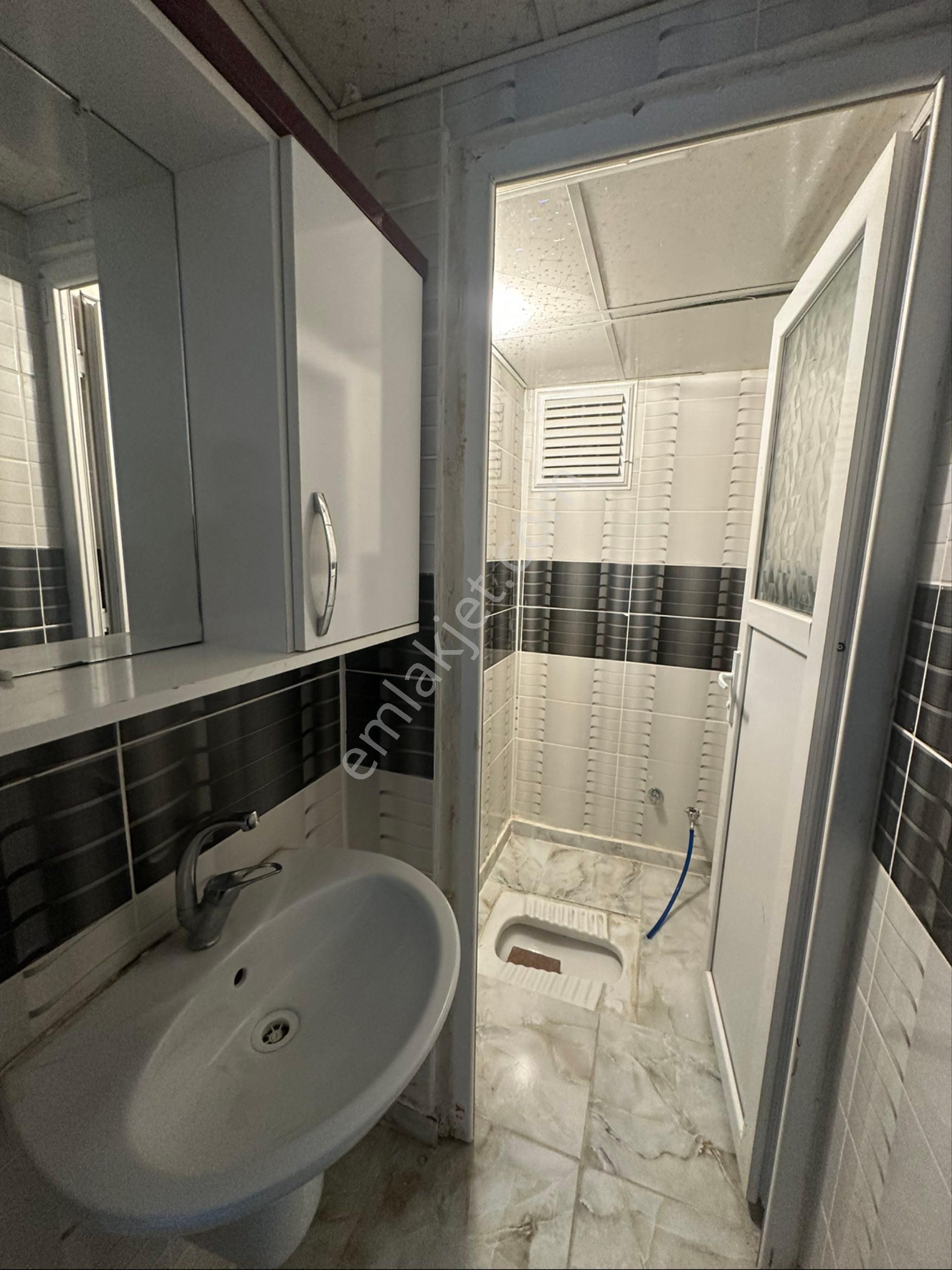 Seyrantepe Mahallesinde Kiralık 2+0 Temiz Daire - Görsel 8