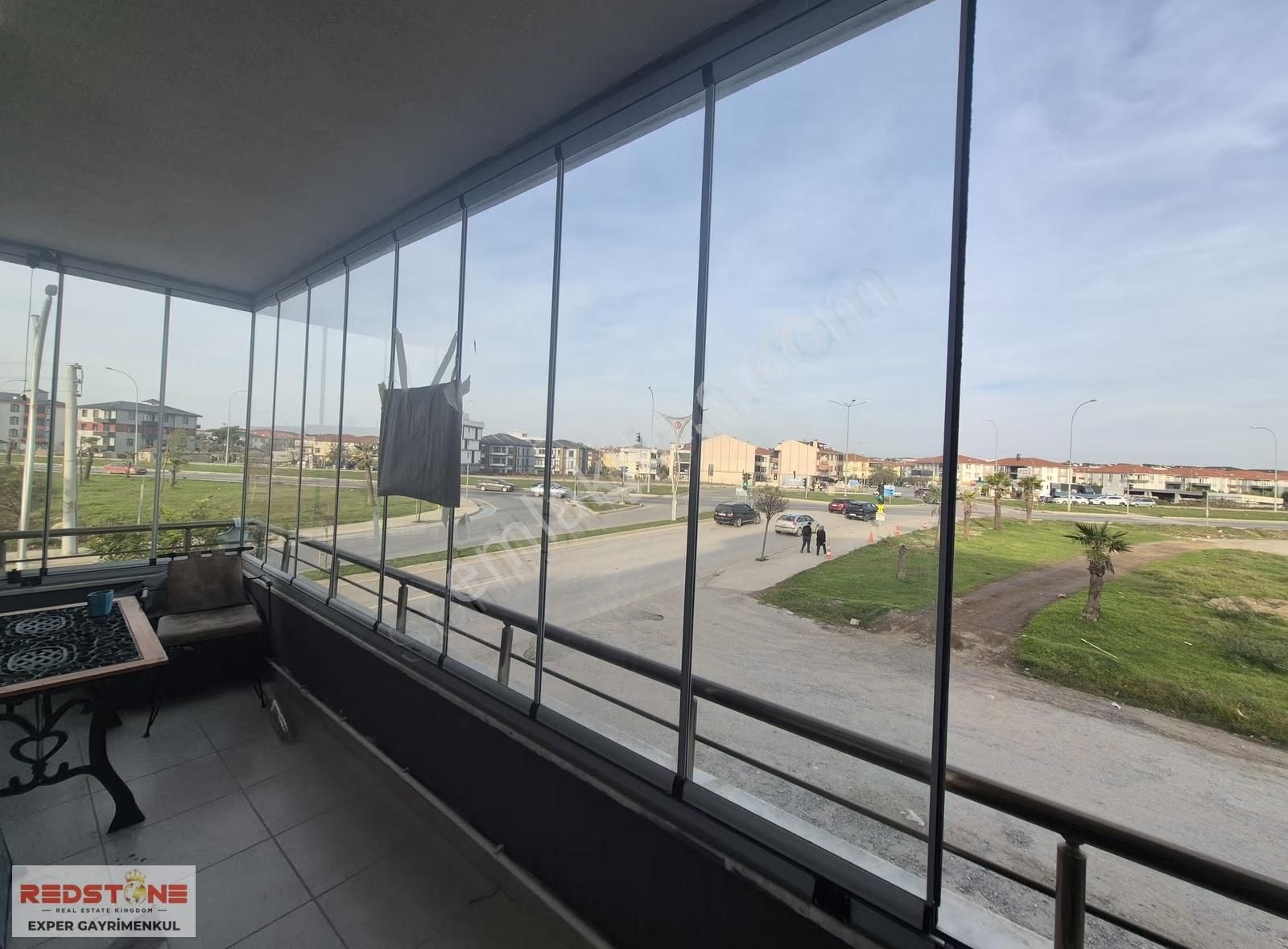 Karasuda Cadde Üstü Arakat Kombili 85 M2 Satılık 2+1 Köşe Daire - Görsel 23