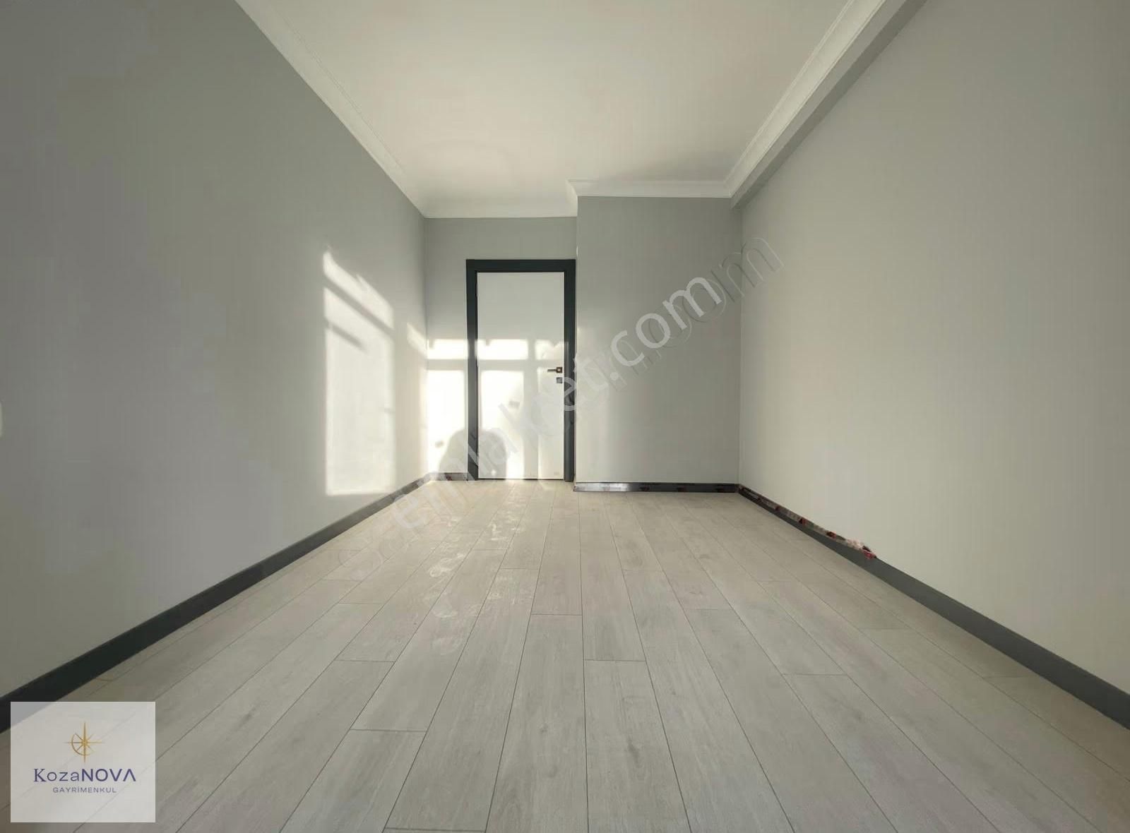 Kozanovadan Lüks Site İçi 4+1 Asansörlü Çatı Dubleks - Görsel 32