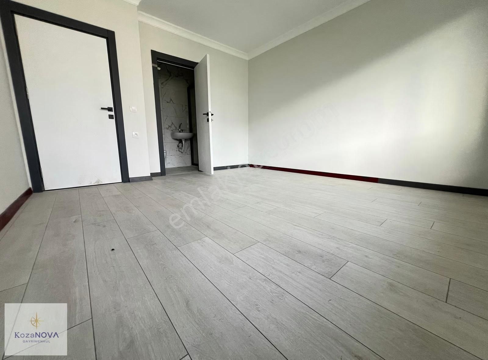 Kozanovadan Lüks Site İçi 2+1 Asansörlü Ebeveyn Banyolu Arakat - Görsel 14