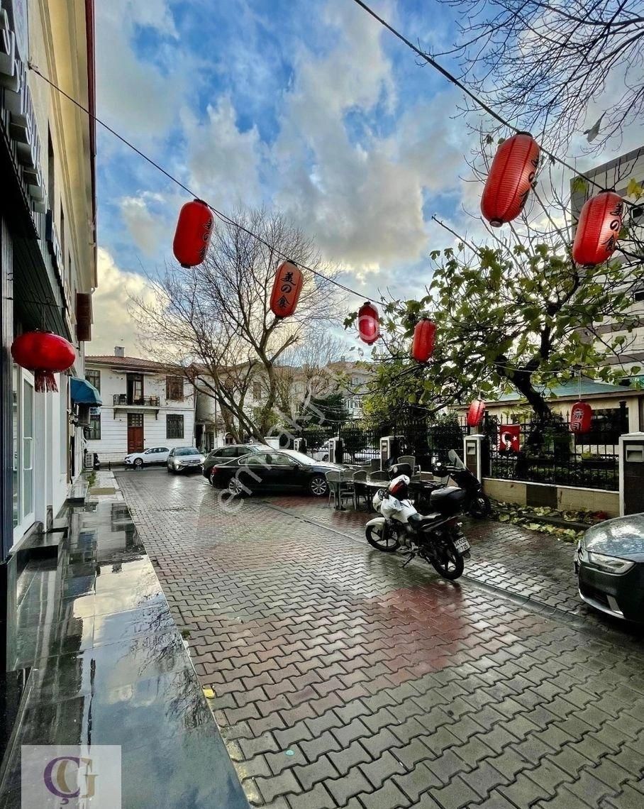 Yeşilköy Çarşıda Satılık Komple Bina - Görsel 32