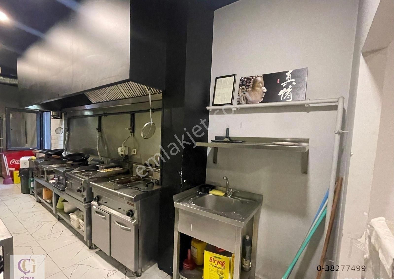 Yeşilköy Çarşıda Satılık Komple Bina - Görsel 5