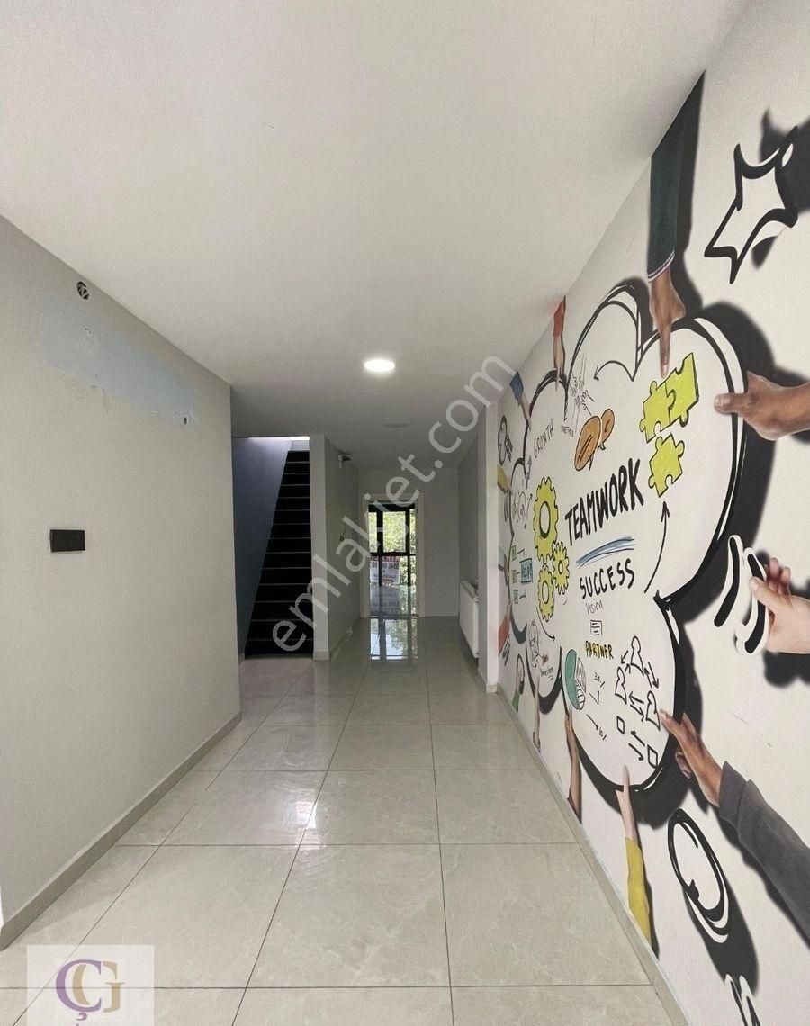 Yeşilköy Çarşıda Satılık Komple Bina - Görsel 14