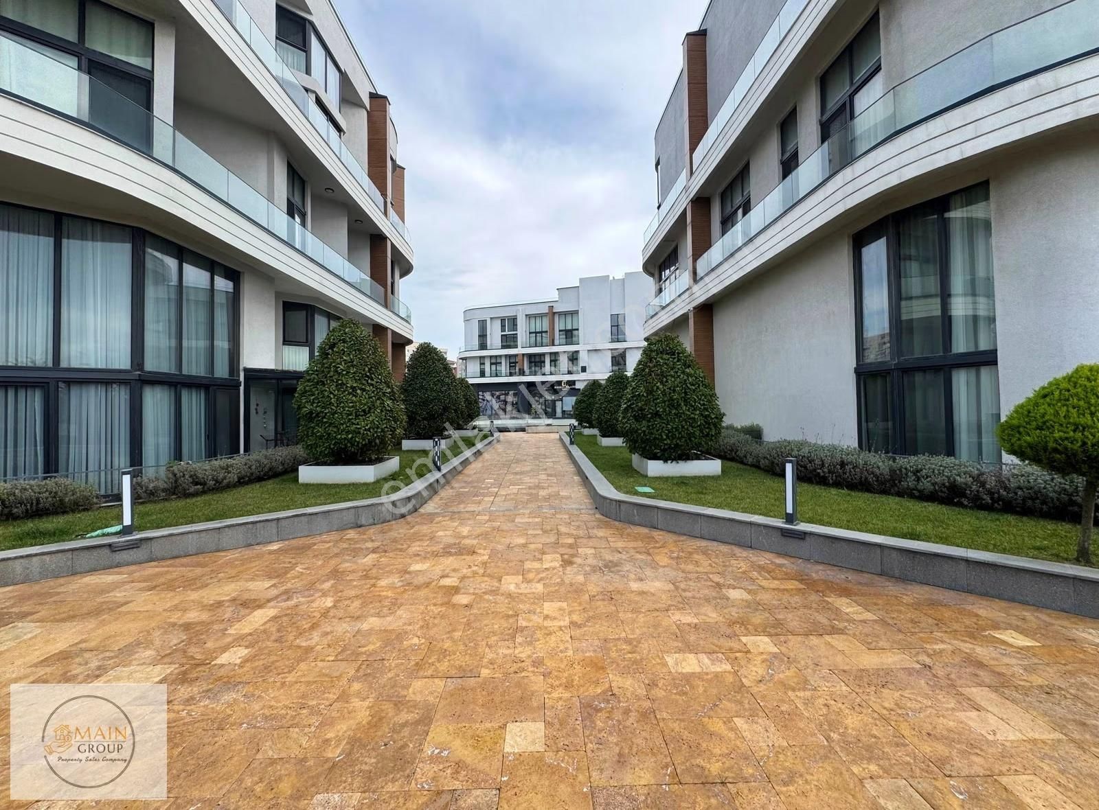 West Marinaya Yakın 1+1 Loft Balkonlu İn Mari Sitesinde - Görsel 13