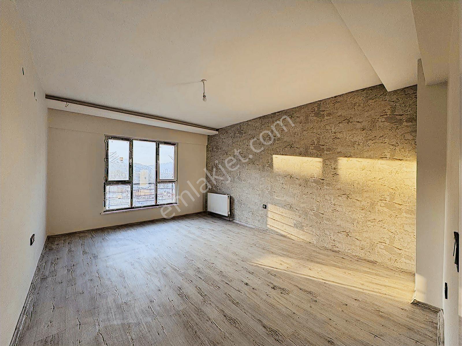 Küçükali De Lüks Geniş Oturumlu Sıfır 2+1 Satılık Daire