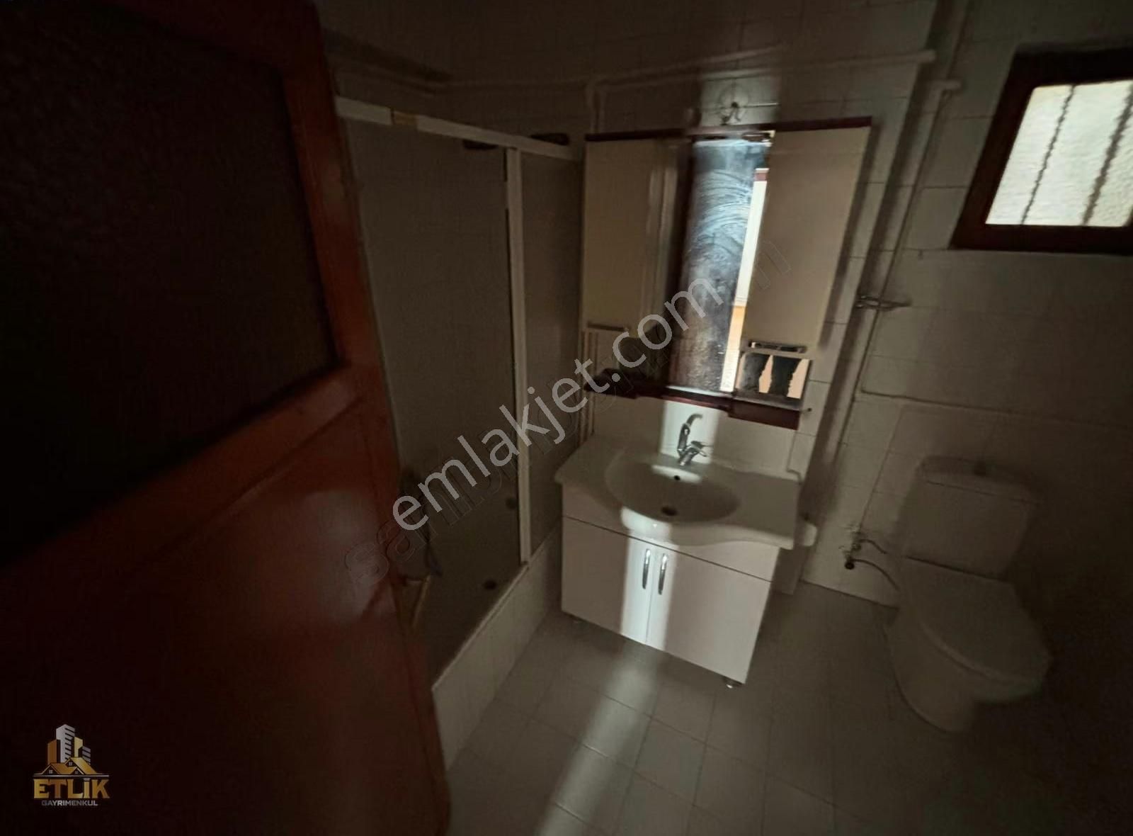 Etlik'den Etlik Şehir Has. Yürüme Mesafesi 3.kat Kiralık Daire ! - Görsel 3