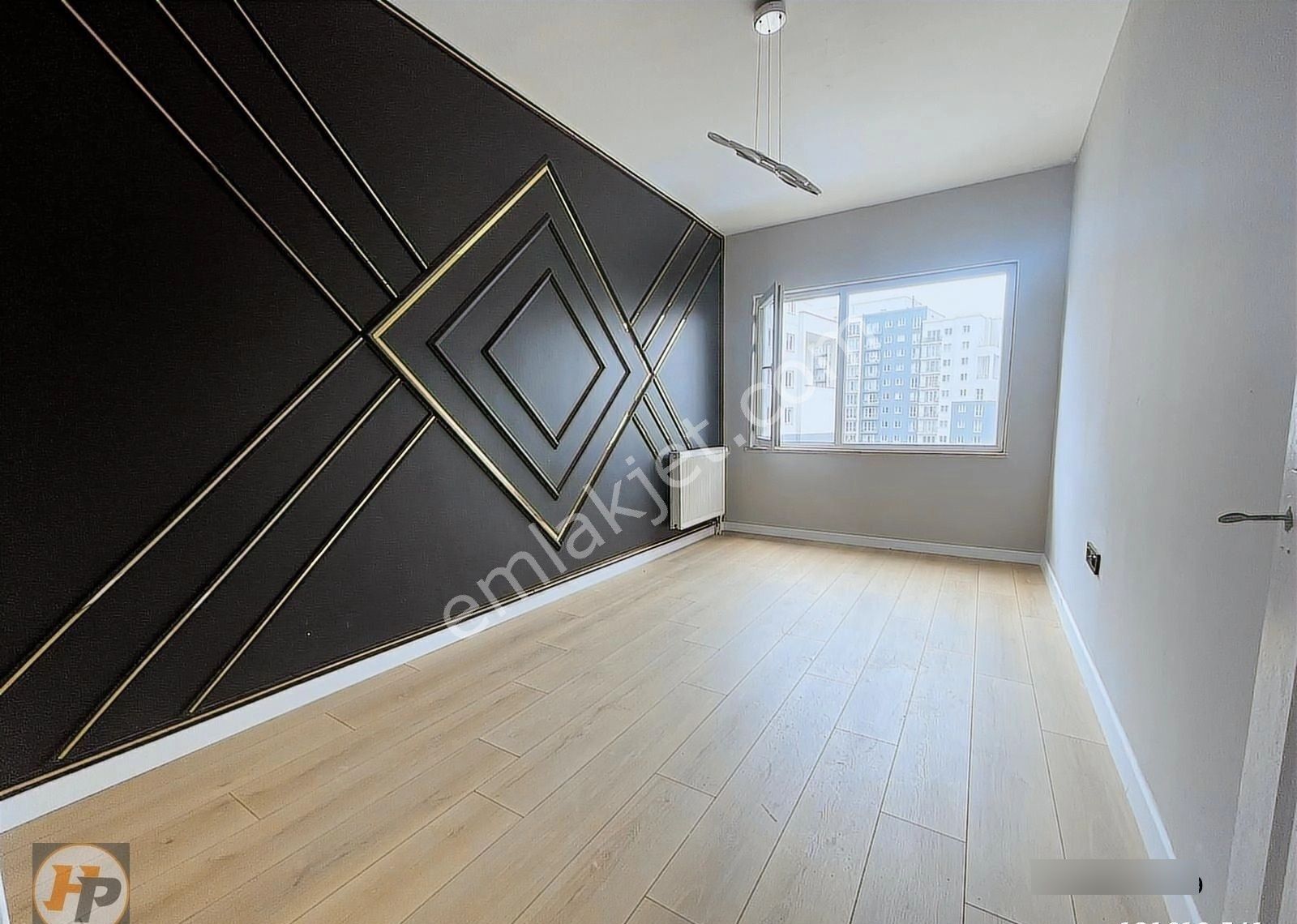 Fi Towers'ta Havuz Manzaralı Bakımlı Boş 2+1 Satılık Daire - Görsel 15