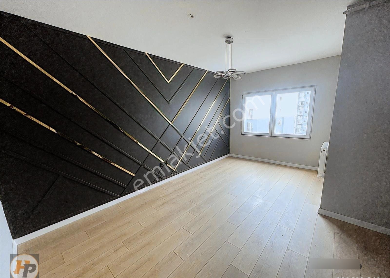 Fi Towers'ta Havuz Manzaralı Bakımlı Boş 2+1 Satılık Daire - Görsel 2