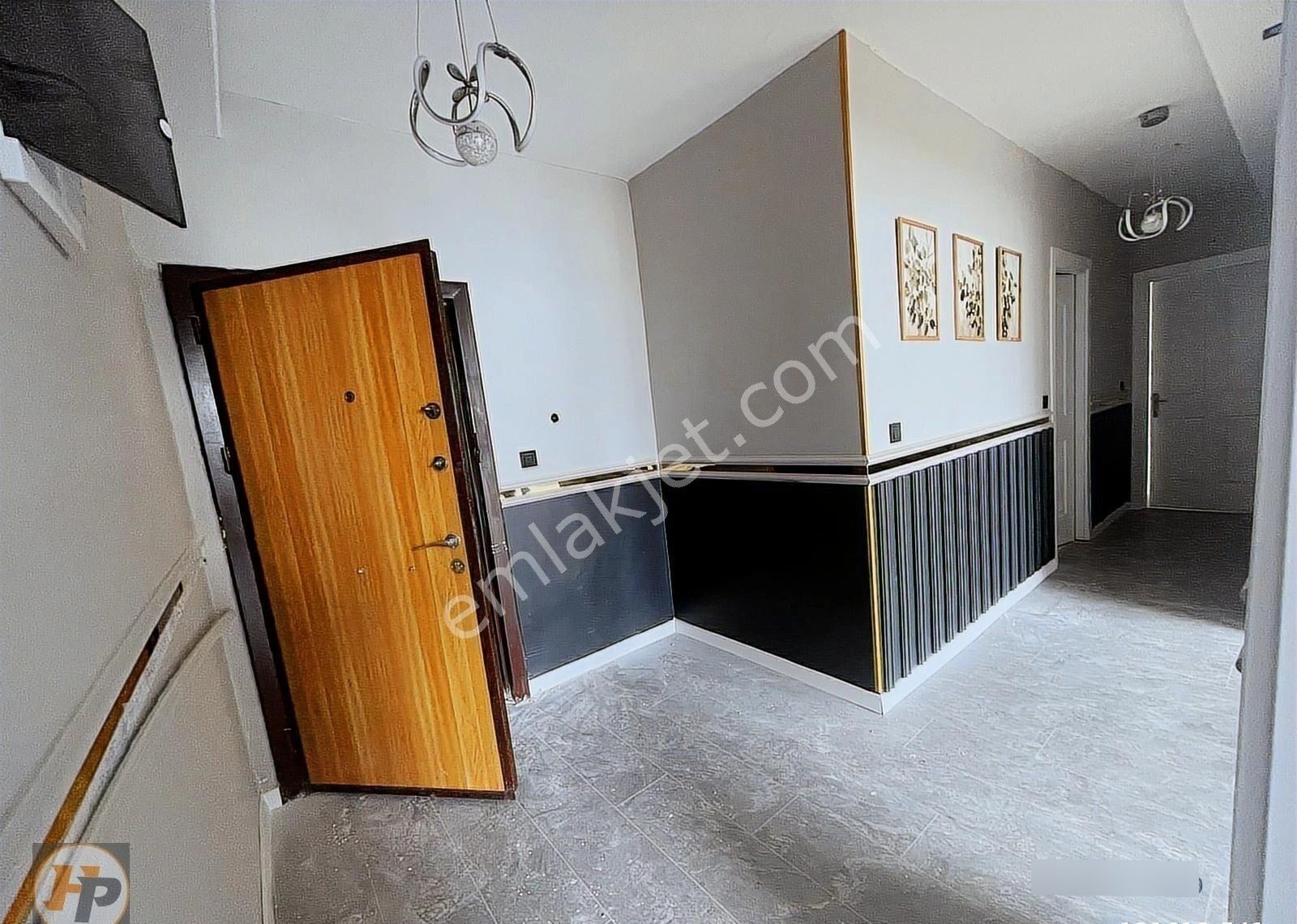 Fi Towers'ta Havuz Manzaralı Bakımlı Boş 2+1 Satılık Daire - Görsel 9