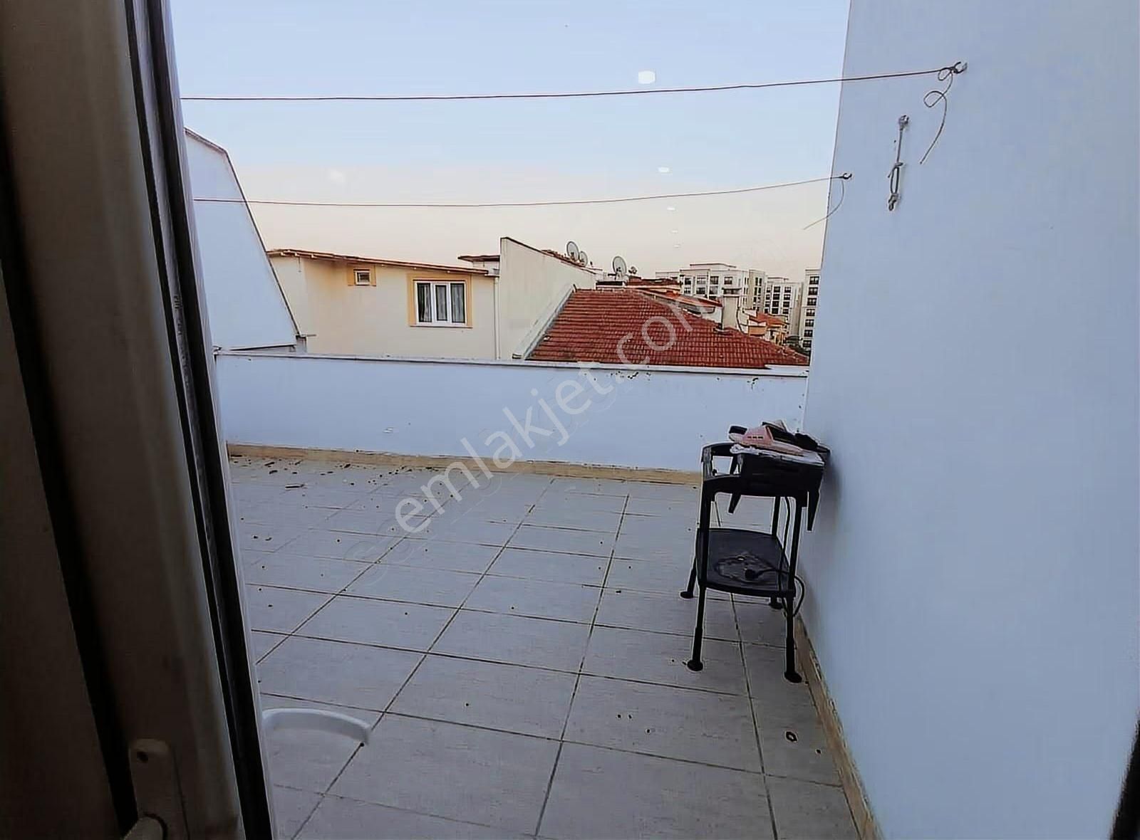 Paşaalanı Aile Apartmanı 130 M2 2+1 Eşyalı Kiralık Daire - Görsel 12