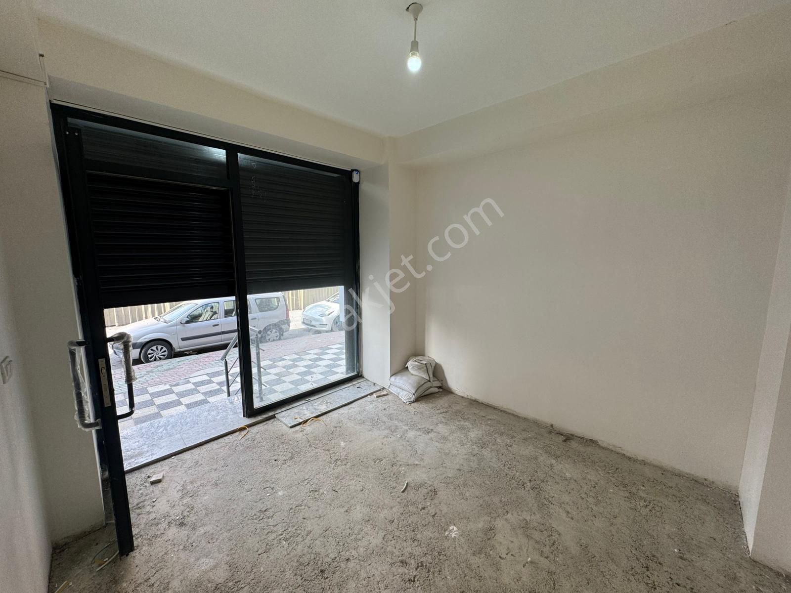 Pegaas'tan Hastane Karşısı'nda 120 M2 Sıfır Kiralık Dükkan - Görsel 22