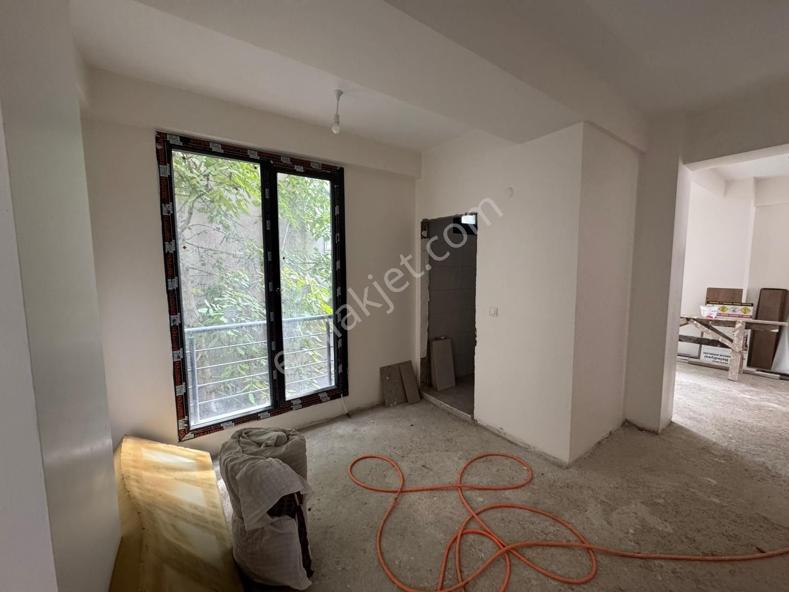 Pegaas'tan Hastane Karşısı'nda 120 M2 Sıfır Kiralık Dükkan - Görsel 10