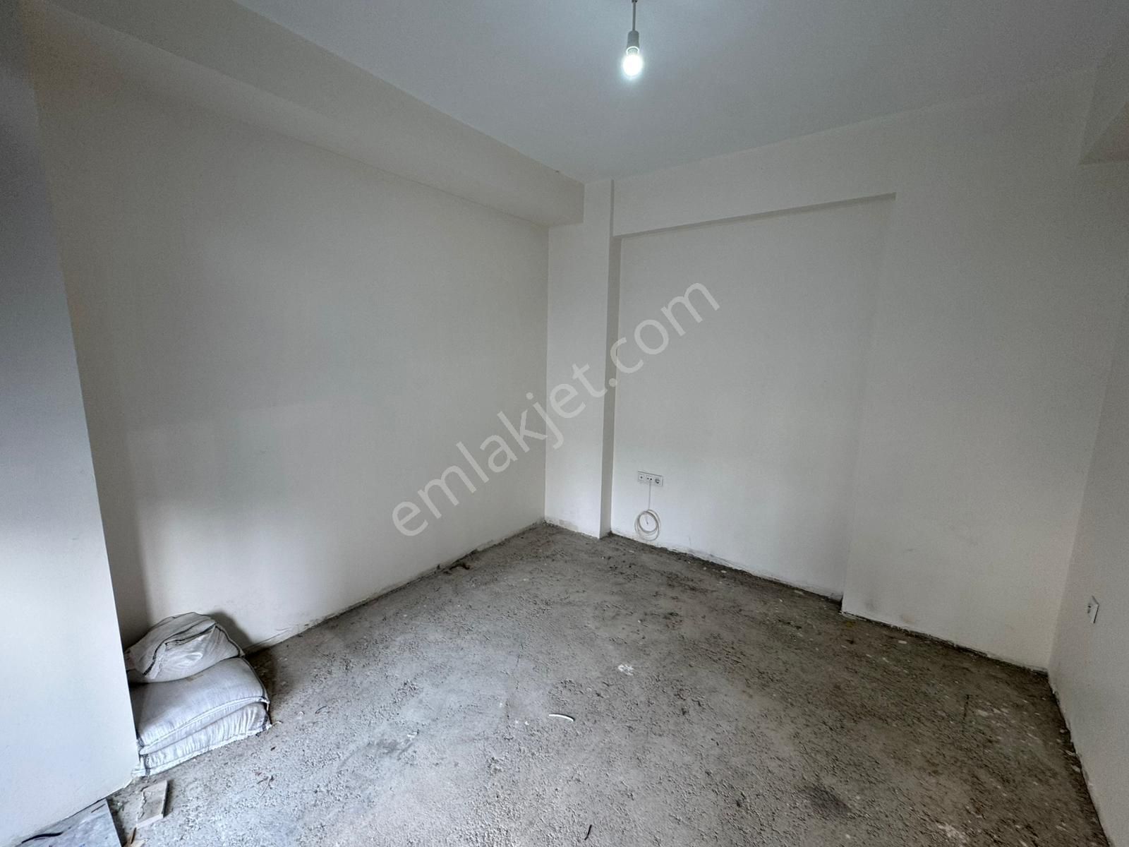 Pegaas'tan Hastane Karşısı'nda 120 M2 Sıfır Kiralık Dükkan - Görsel 16