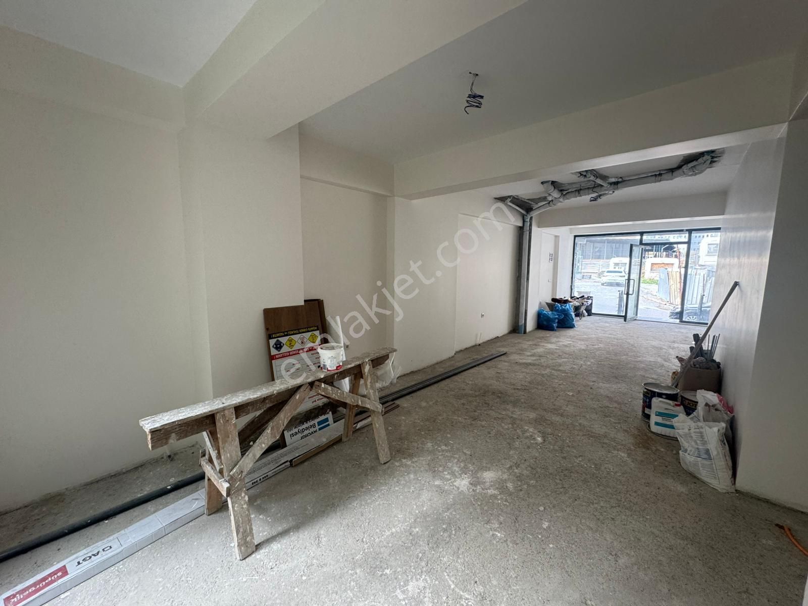 Pegaas'tan Hastane Karşısı'nda 120 M2 Sıfır Kiralık Dükkan - Görsel 7