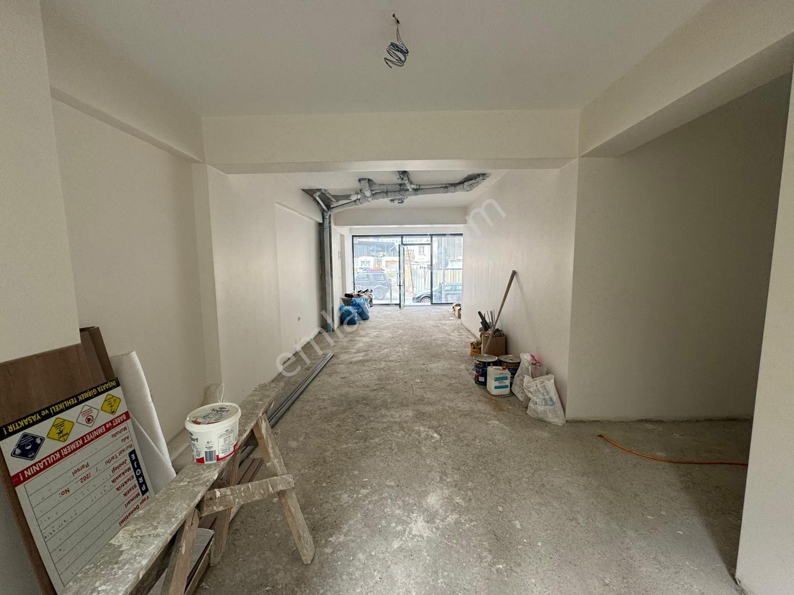 Pegaas'tan Hastane Karşısı'nda 120 M2 Sıfır Kiralık Dükkan - Görsel 6