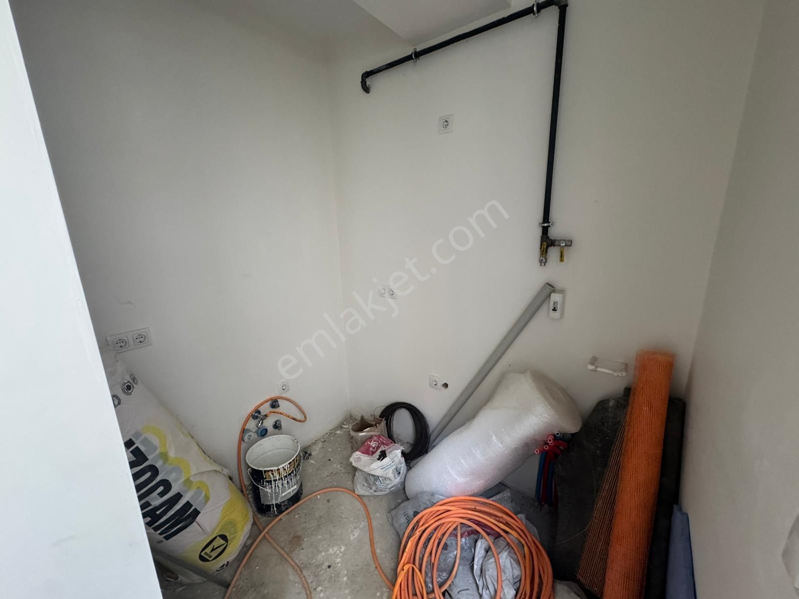 Pegaas'tan Hastane Karşısı'nda 120 M2 Sıfır Kiralık Dükkan - Görsel 12