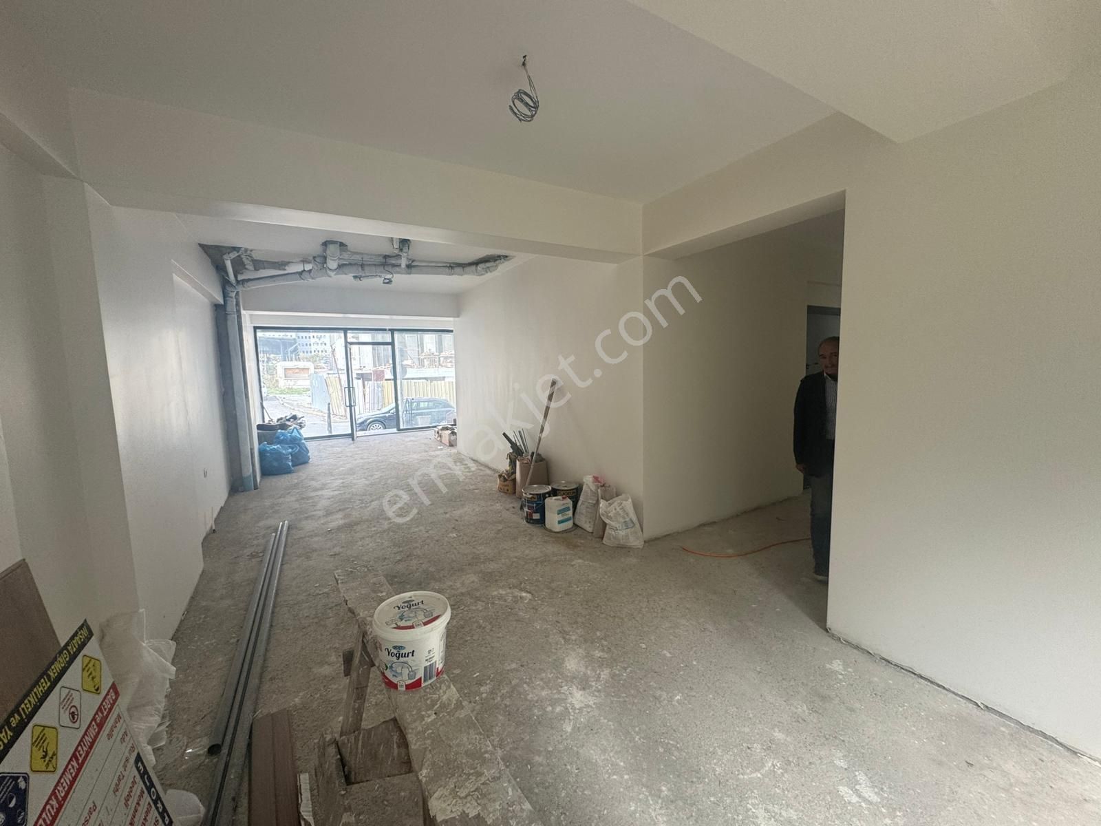 Pegaas'tan Hastane Karşısı'nda 120 M2 Sıfır Kiralık Dükkan - Görsel 5