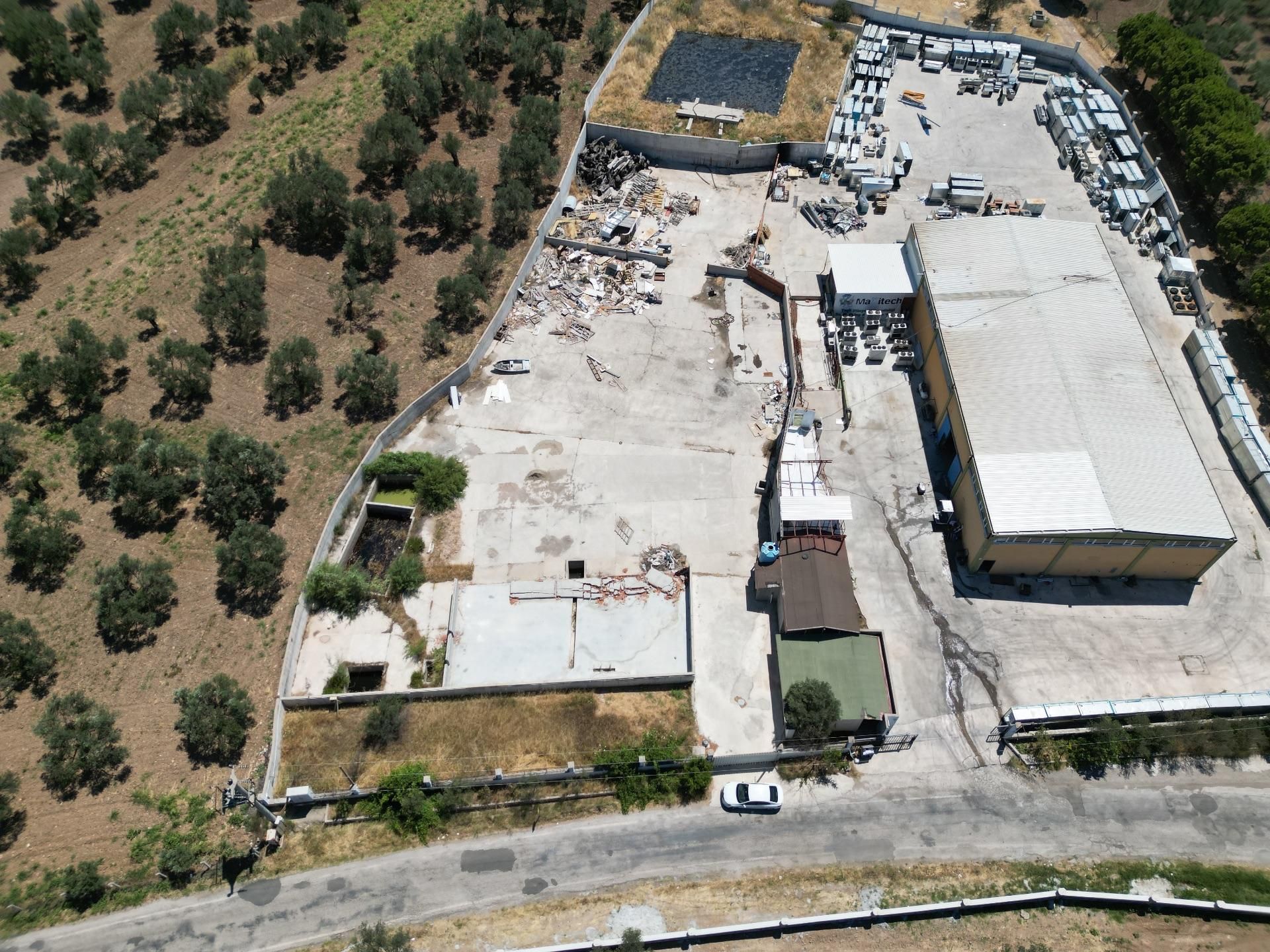 Ayvalık Mutluköy Yolu Üzerinde Satılık Zeytin İşleme Tesisi - Görsel 25