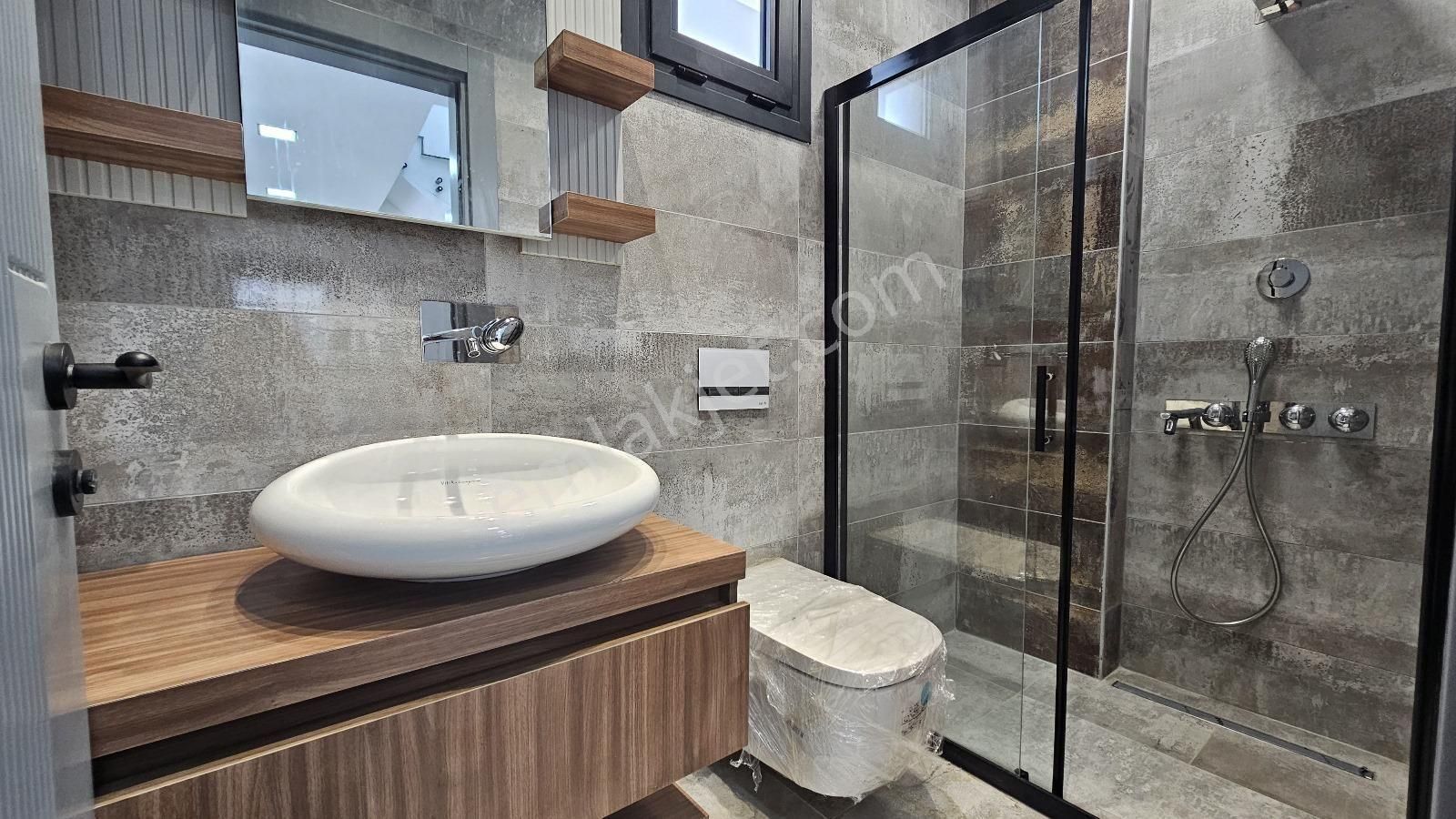 Kuşadası Merkezde Satılık 4+1 - Görsel 27