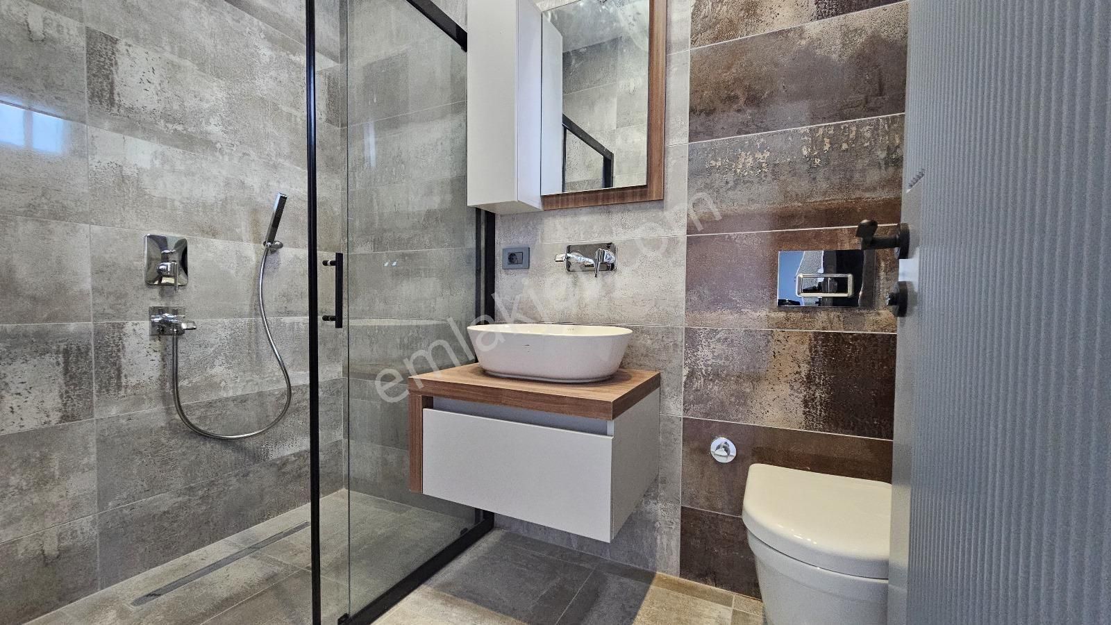 Kuşadası Merkezde Satılık 4+1 - Görsel 20