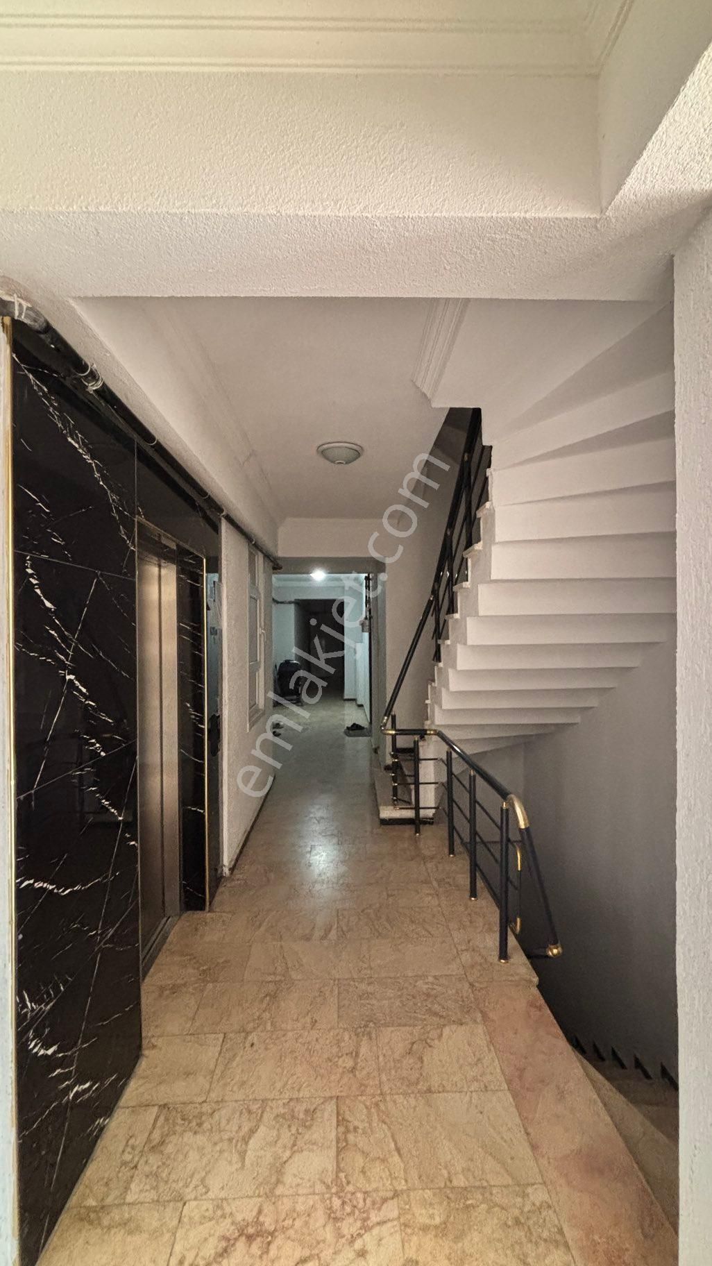 Yalova Çiftlikköy Sultaniye Mahallesinde Satılık 2+1 Daire - Görsel 15