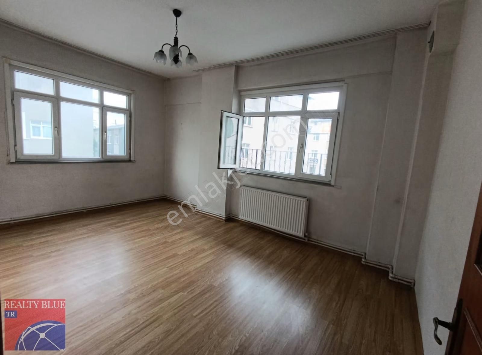 Sultanbeyli, Abdurrahmangazi Mah. 3+1 110 M2 Kiralık Daire