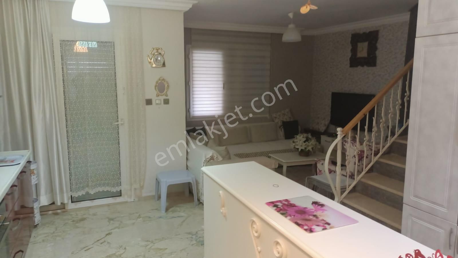 Alaçatı Gayrimenkulden Dalyan Cumhuriyet Mh.de Site İçinde Villa - Görsel 29