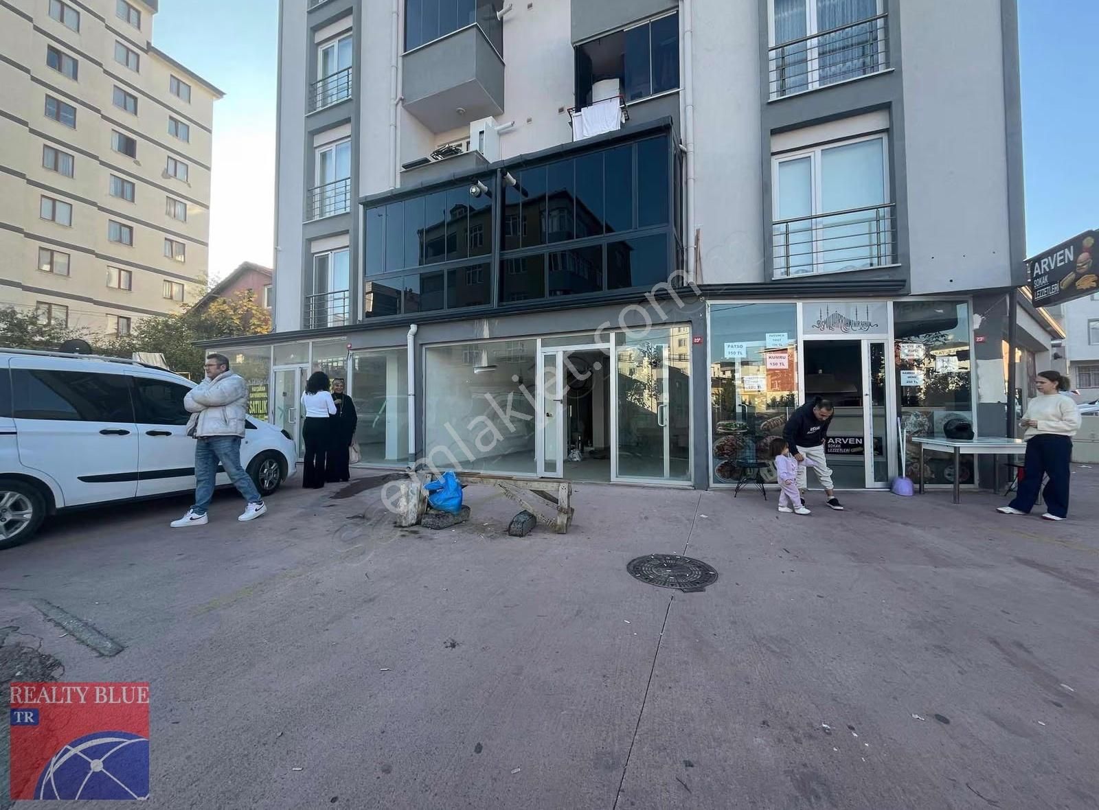 Pendik Ahmetyesevi'de Cadde Üzeri Sıfır Kiralık Dükkan - Görsel 9