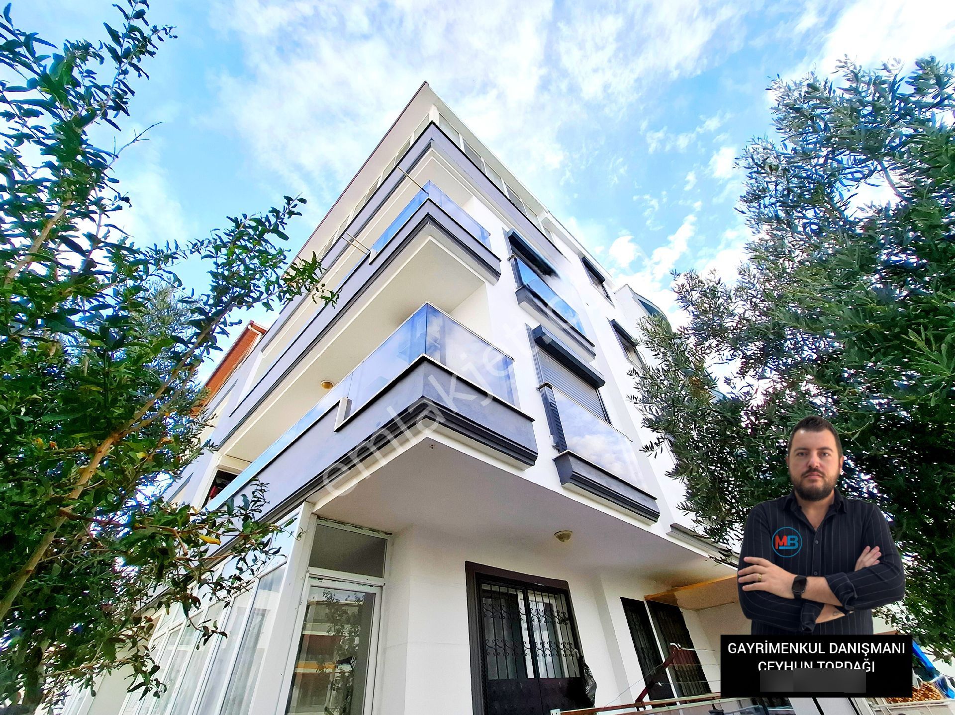 Didimde Satılık 3+1 Geniş Teraslı Denize Yakın Çatı Dubleks Daire !