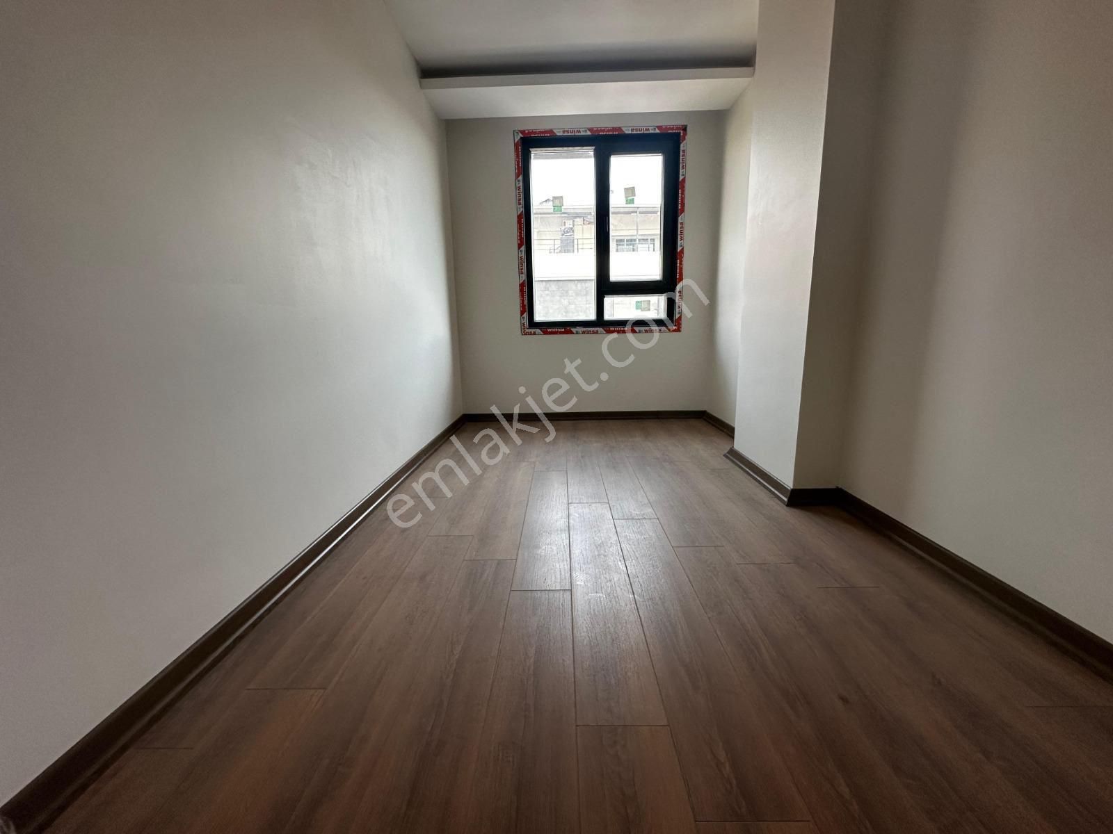 Aydınlıkevler Ana Cadde Üzeri Satılık 3+1 - Görsel 8